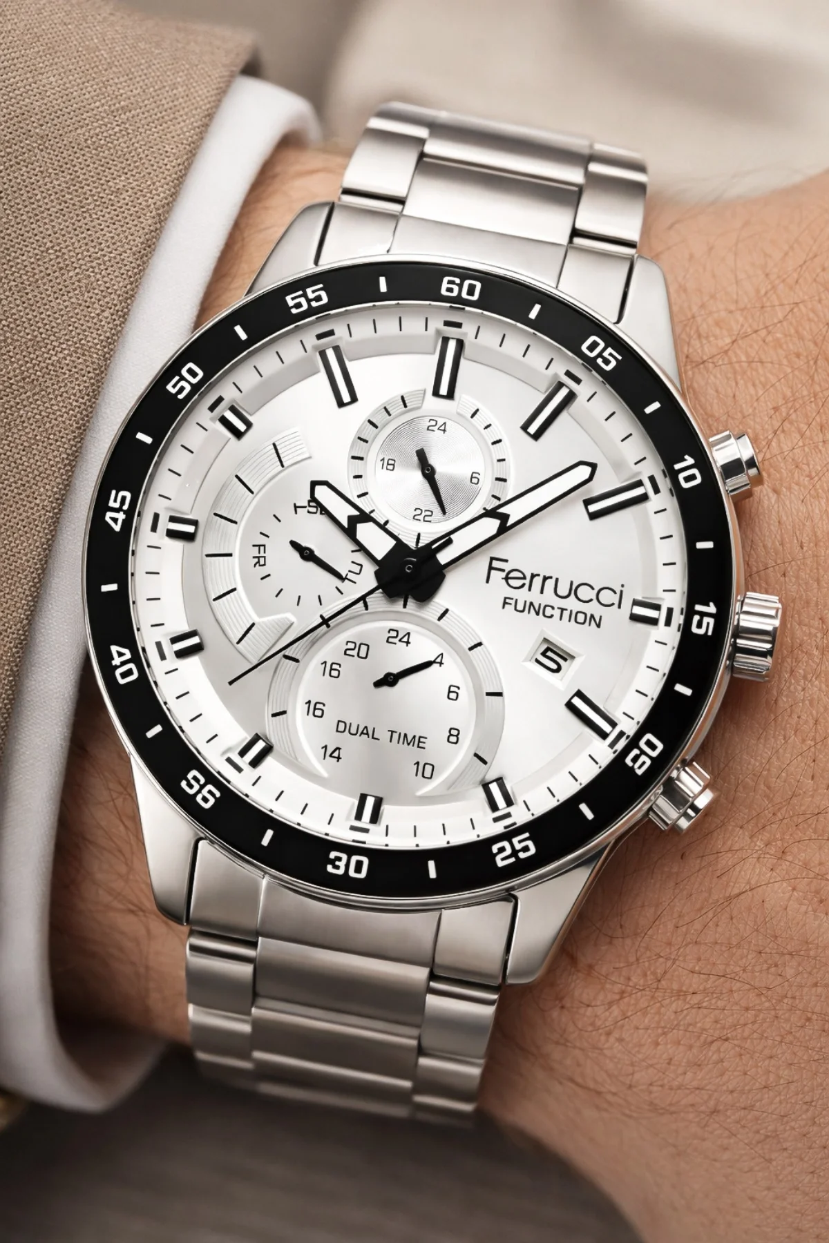 Ferrucci Function Gümüş Renk Kasa ve Gümüş Renk Çelik Kordonlu Erkek Kol Saati zmfer063