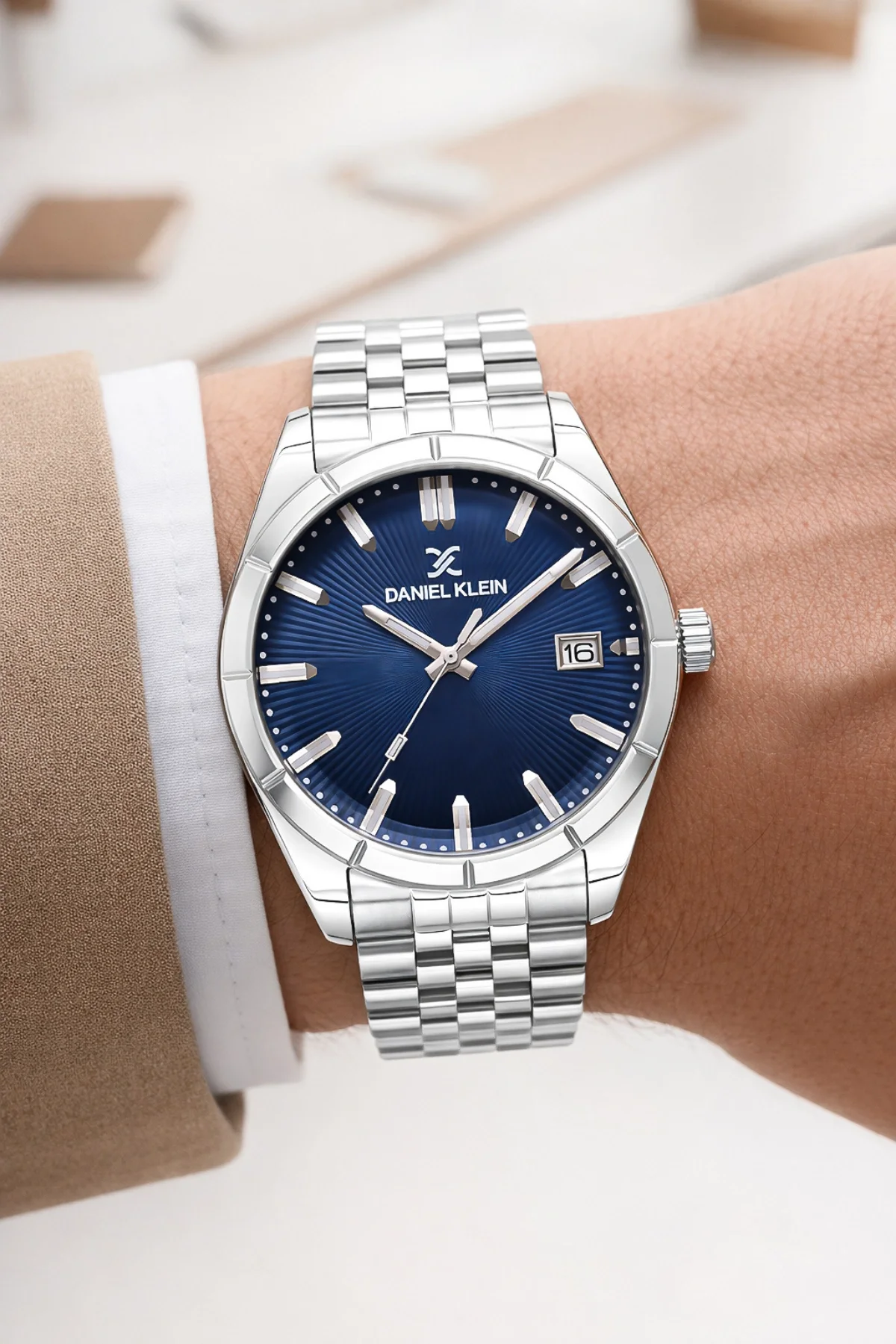 Daniel Klein Çelik Kordon&Kasa Takvimli Erkek Kol Saati Bileklik Hediyeli Gümüş-Mavi zmdk1202