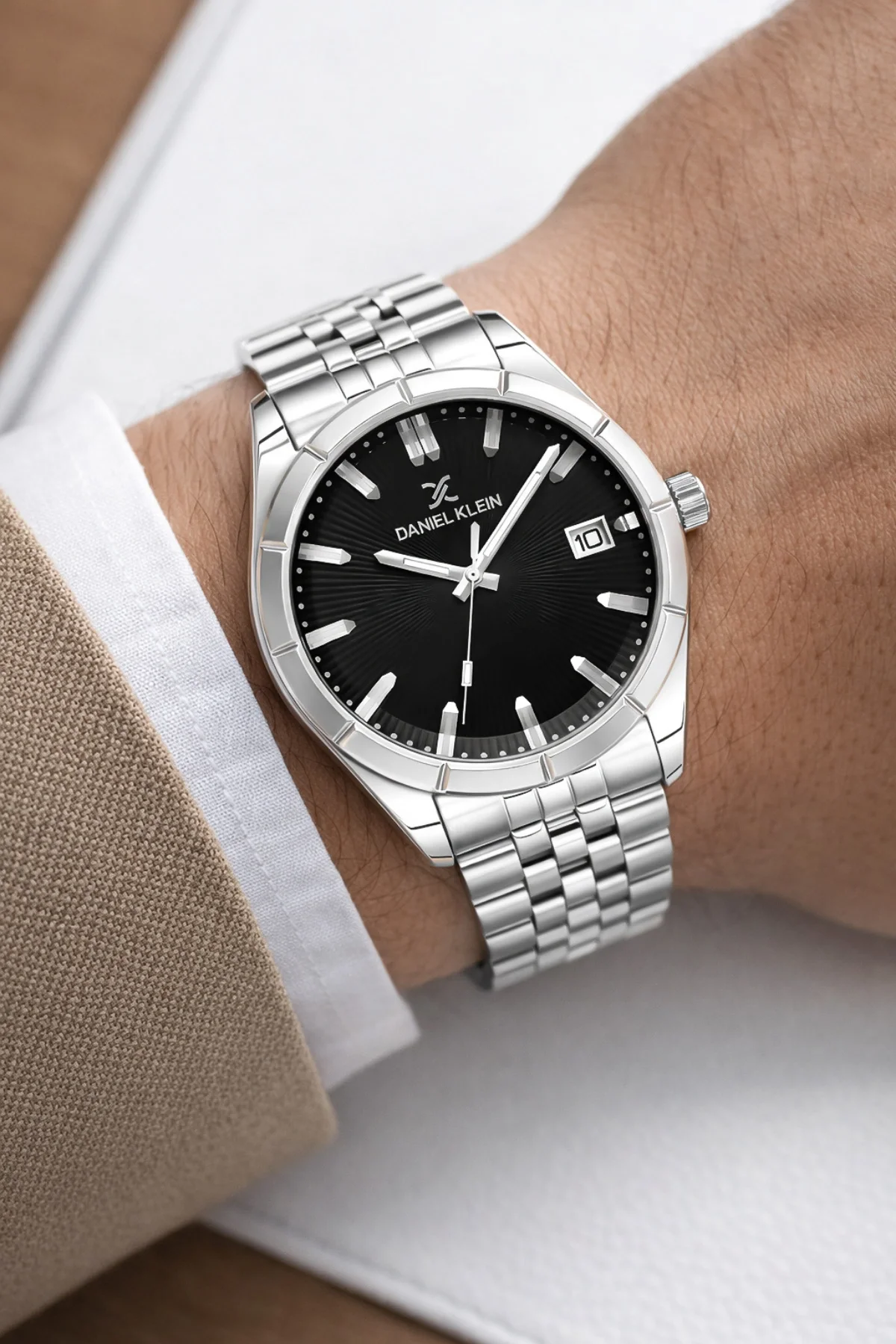 Daniel Klein Çelik Kordon&Kasa Takvimli Erkek Kol Saati Bileklik Hediyeli Gümüş-Siyah zmdk1202