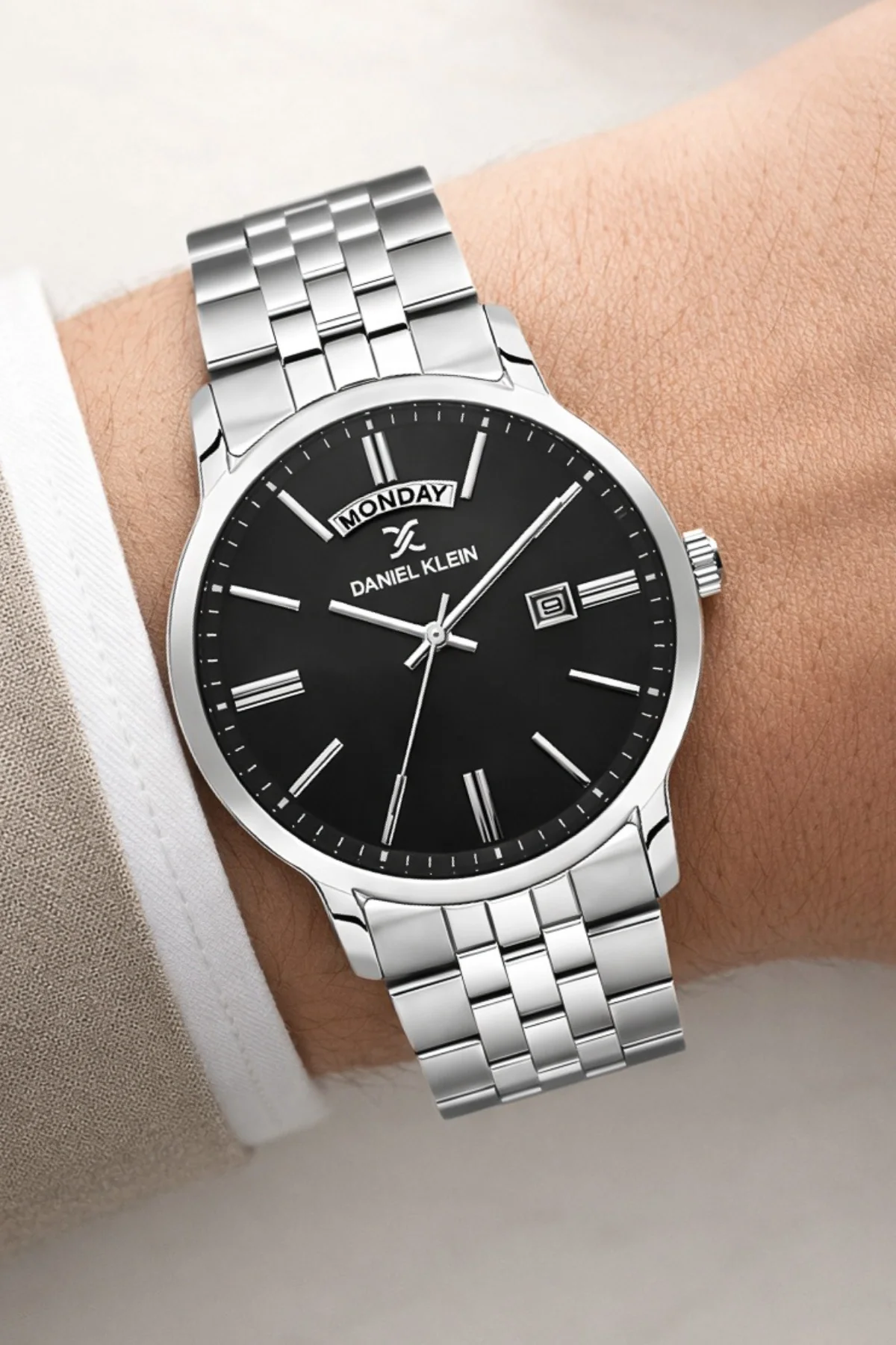 Daniel Klein Çelik Kordon&Kasa Takvimli Erkek Kol Saati Bileklik Hediyeli Gümüş-Siyah zmdk1205