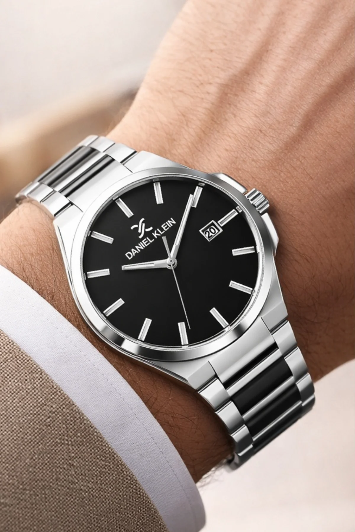 Daniel Klein Çelik Kordon&Kasa Takvimli Erkek Kol Saati Bileklik Hediyeli Gümüş-Siyah-Gümüş zmdk1208