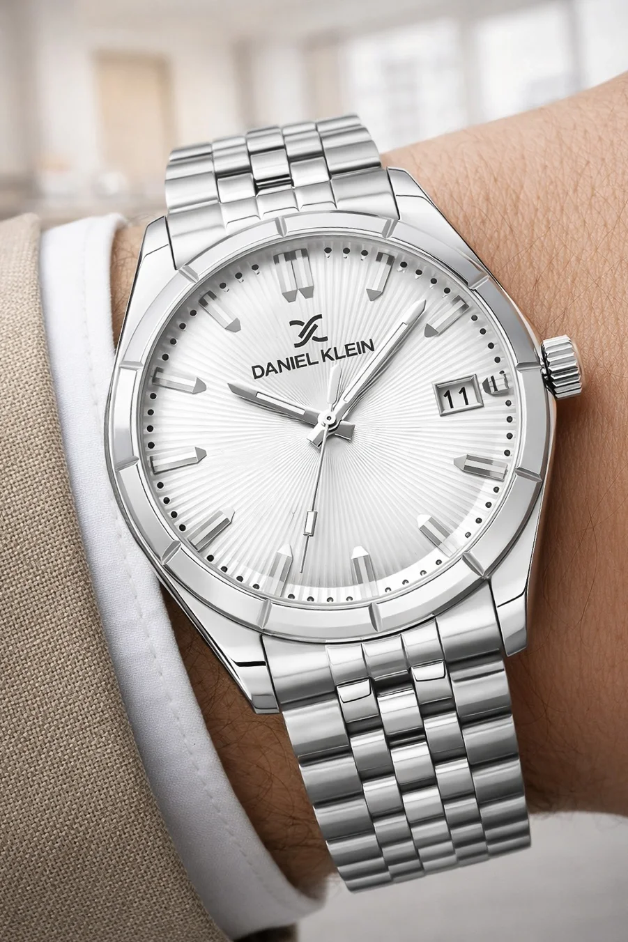 Daniel Klein Erkek Kol Saati Takvimli Çelik Kordon Gümüş-Beyaz zmdk1139