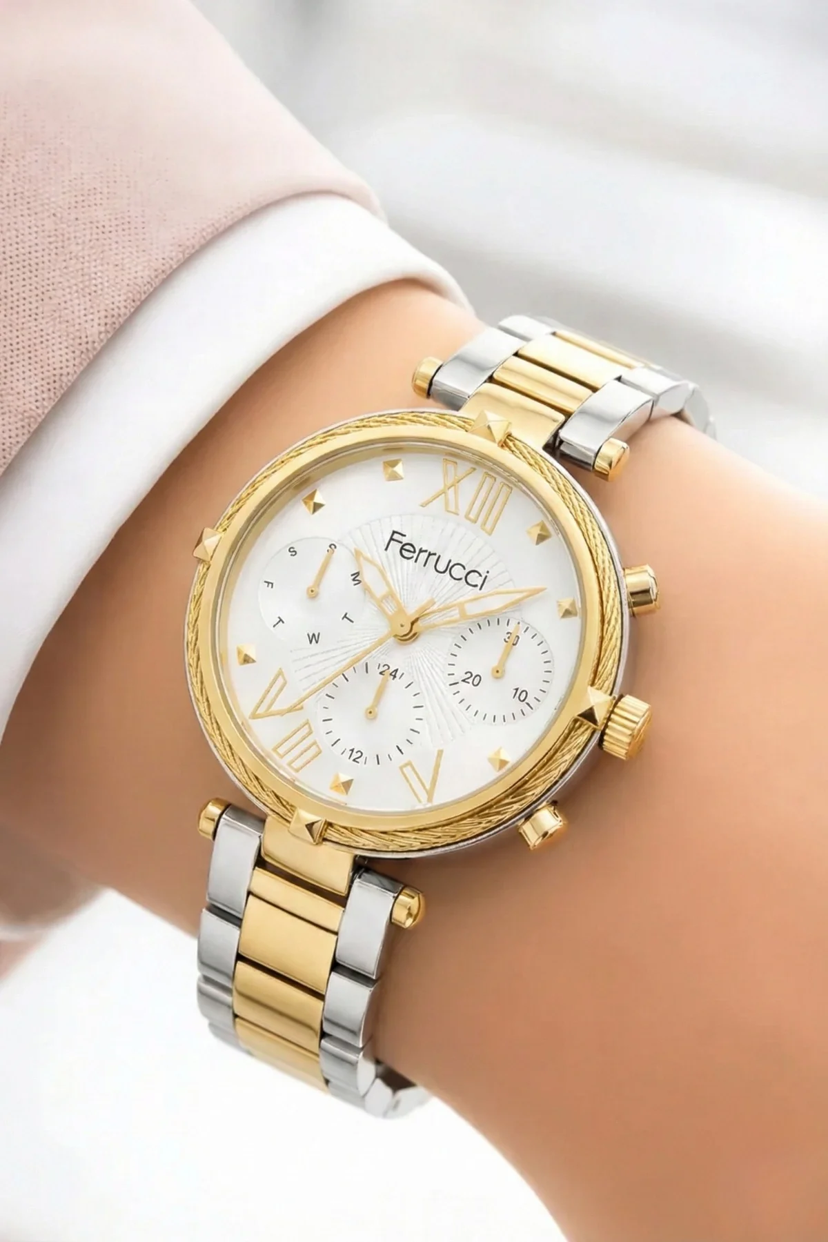 Ferrucci Kadın Kol Saati Çelik Kordon Çelik Kasa Taşlı Bileklik Hediyesi ile Gold-Gümüş zmfer045