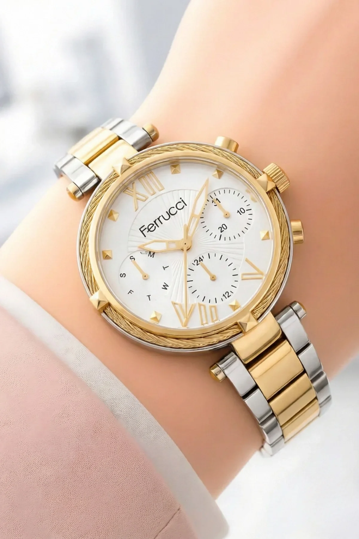 Ferrucci Kadın Kol Saati Çelik Kordon Çelik Kasa Taşlı Bileklik Hediyesi ile Gold-Gümüş zmfer045