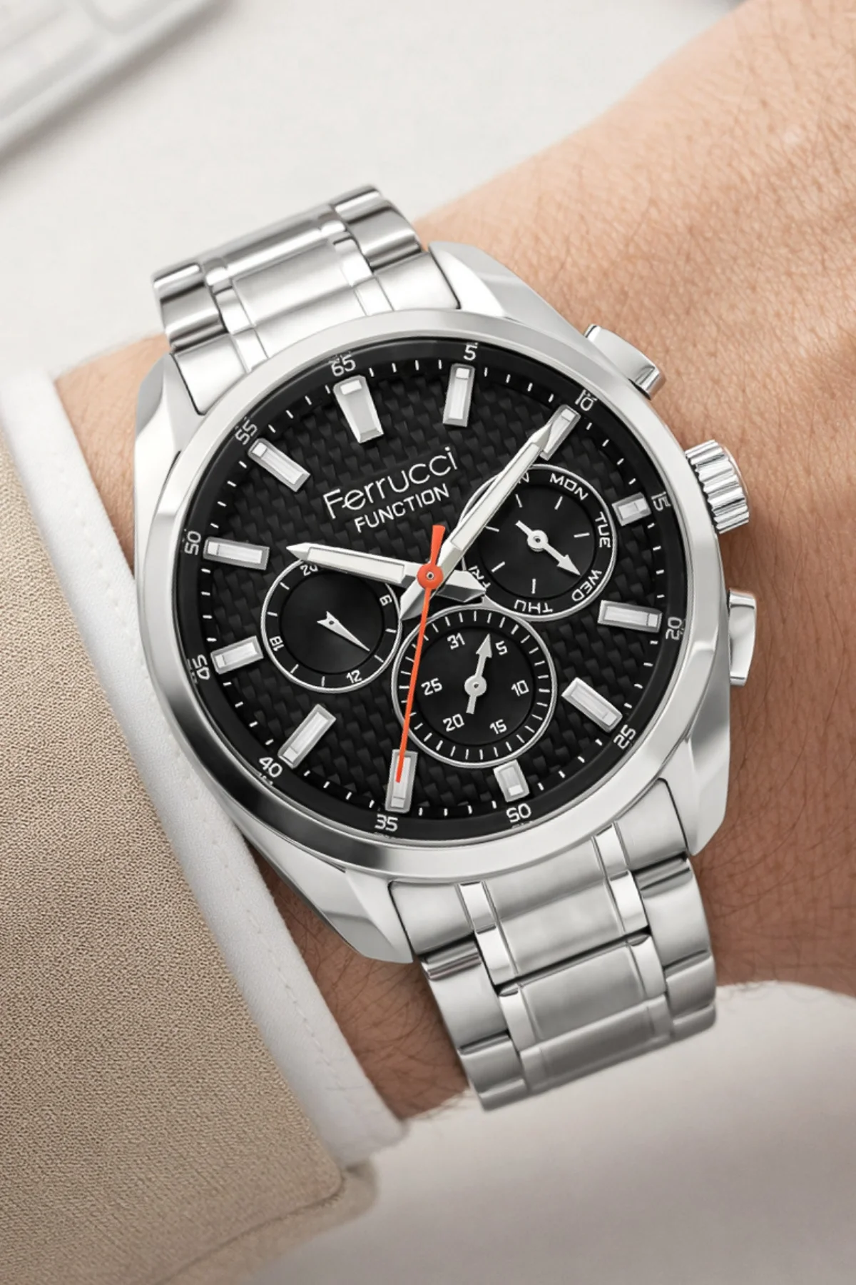 Ferrucci Function Erkek Kol Saati Çelik Kordon&Kasa 3 ATM Suya Dayanıklılık Gümüş-Siyah ZMFER041