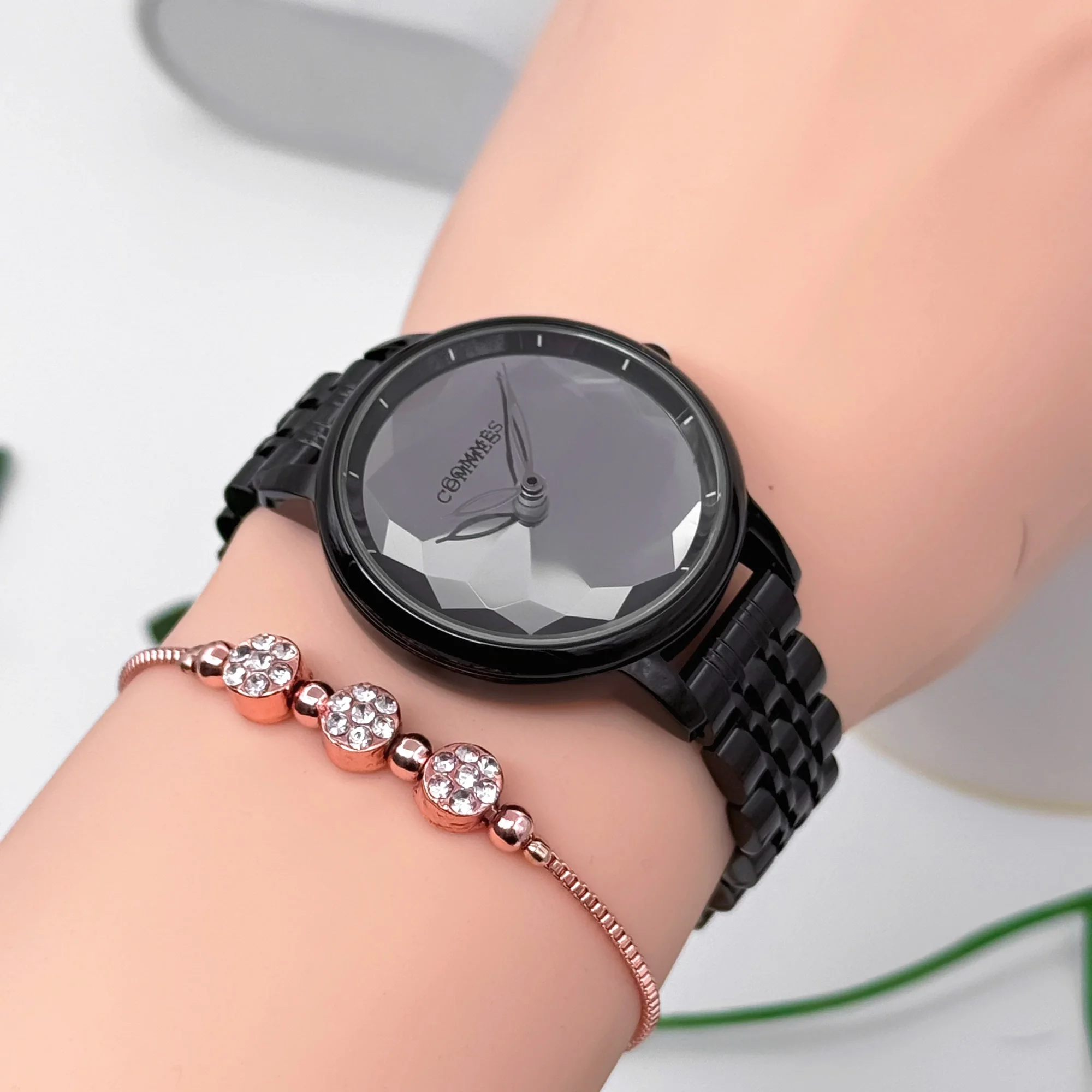 Commes Çelik Kordon&Kasa Kadın Kol Saati 3 Atm Su Geçirmez Siyah zmcms040