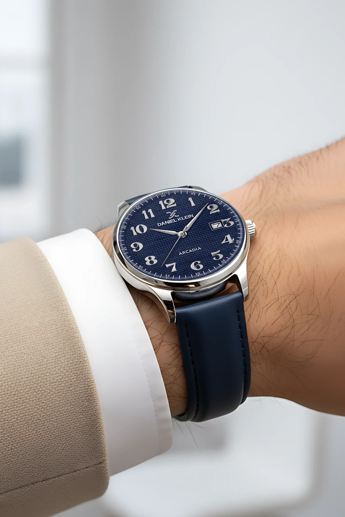 Daniel Klein Deri Kordon Gümüş Renk Çelik Kasa Takvimli Erkek Kol Saati Bileklik Hediyeli zmdk1170