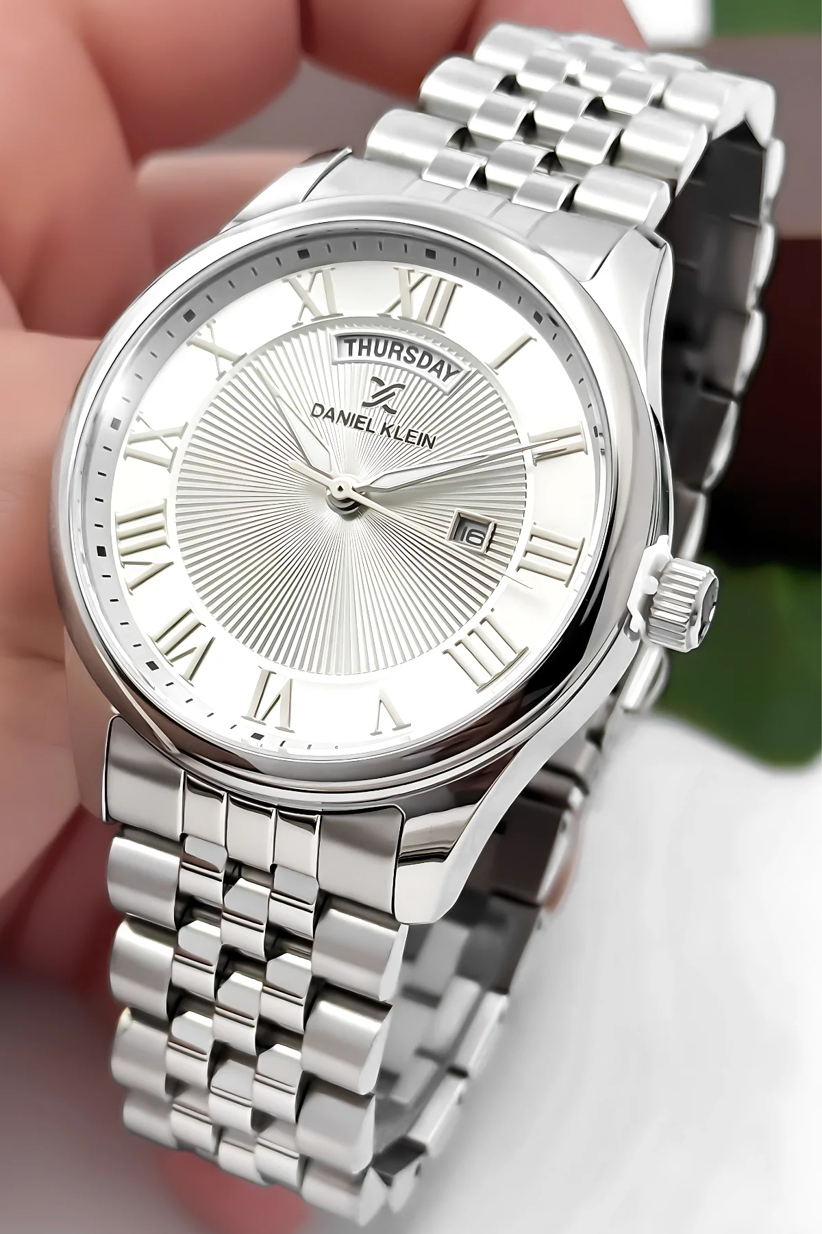 Daniel Klein Erkek Kol Saati – Çelik Kasa, Jübilee Kordon, Takvim Özellikli, 44MM Beyaz Kadran zmdk1129