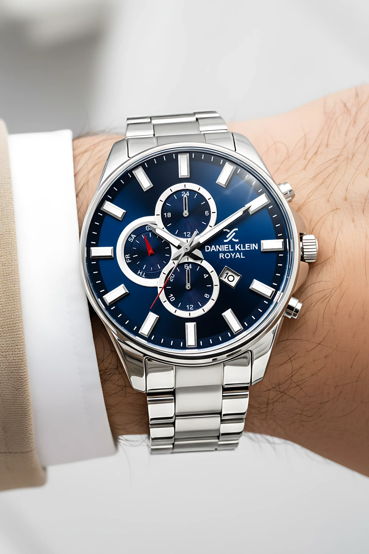 Daniel Klein Erkek Kol Saati Takvimli Çelik Kordon Çelik Kasa 3 Atm Su Geçirmez Gümüş-Mavi zmdk1143