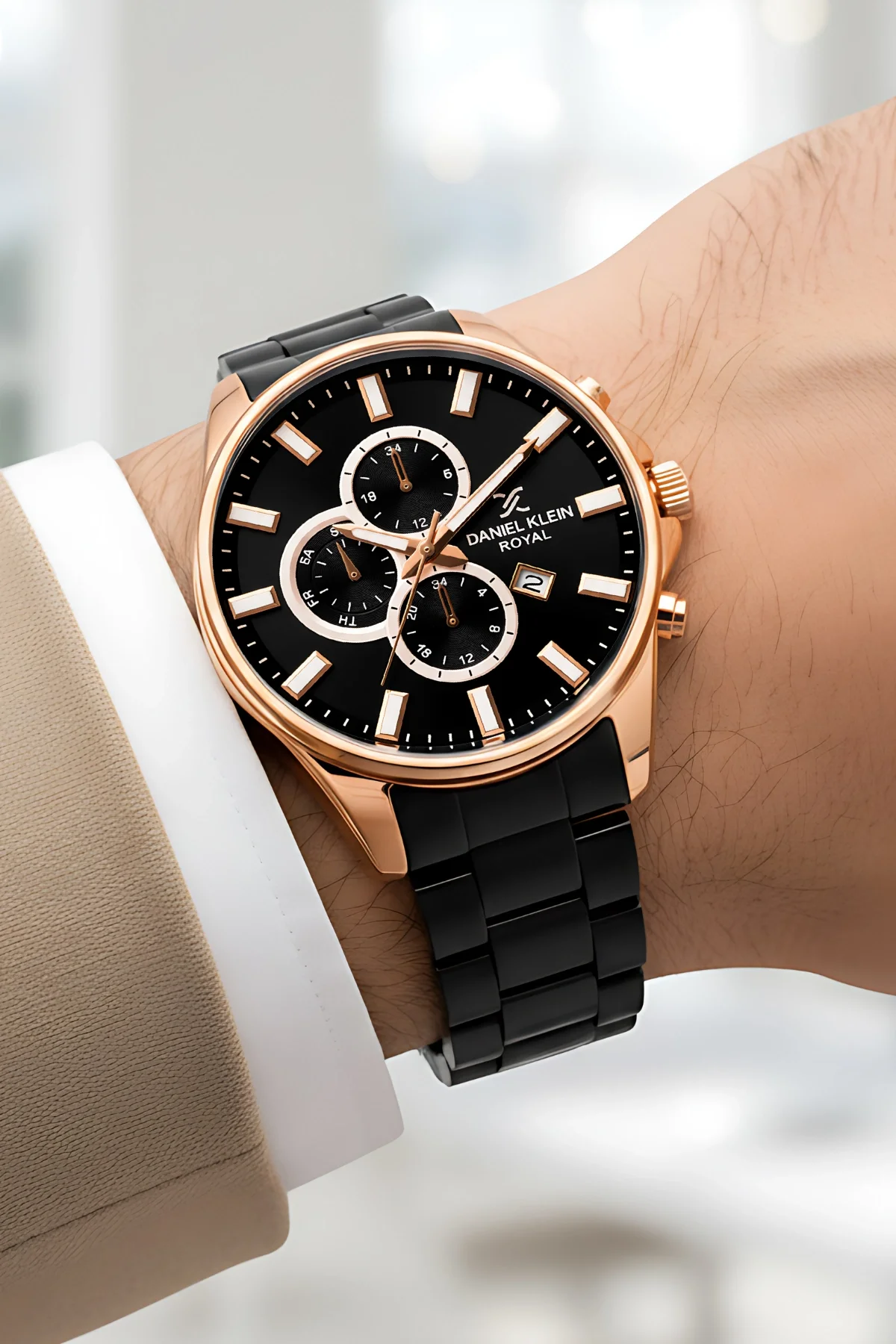 Daniel Klein Erkek Kol Saati Takvimli Çelik Kordon Çelik Kasa 3 Atm Su Geçirmez Siyah-Rose zmdk1143