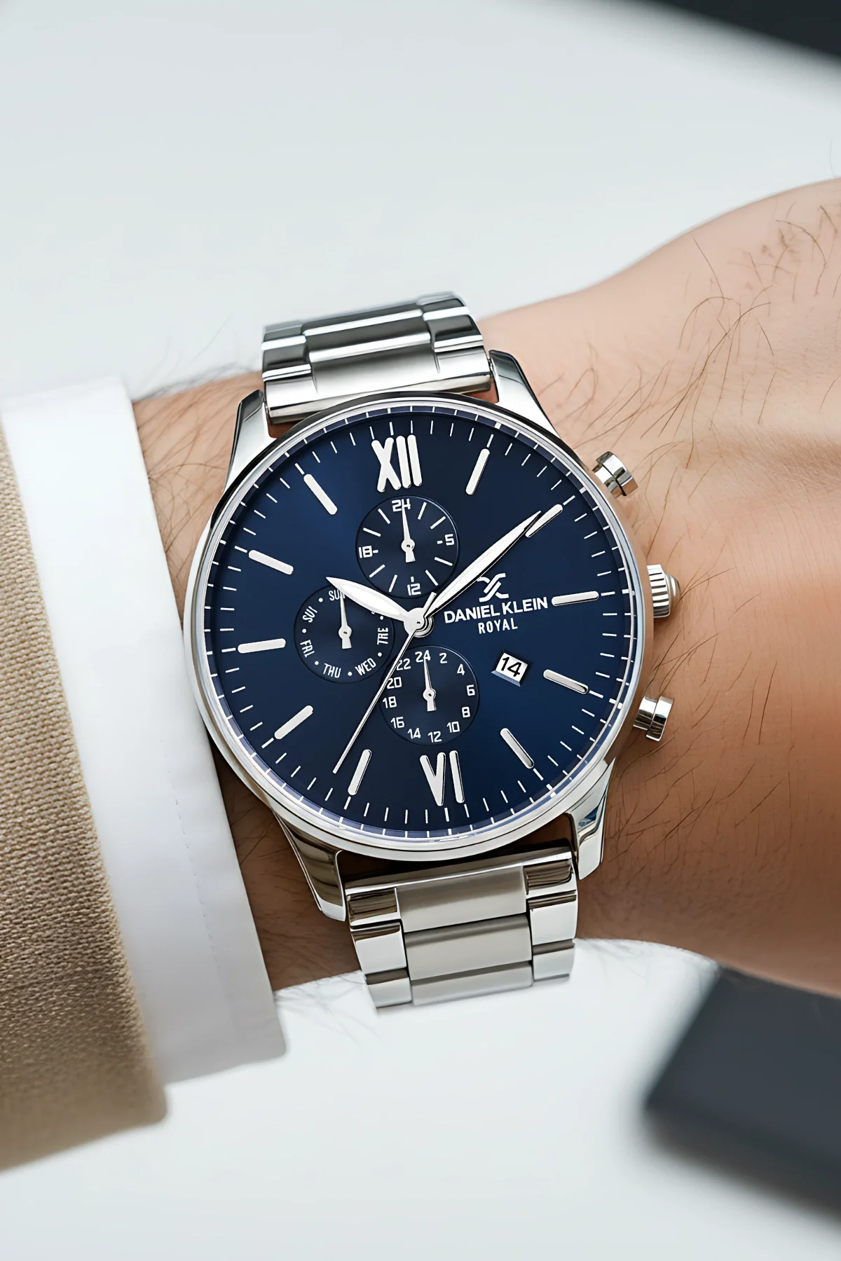 Daniel Klein Erkek Kol Saati Takvimli, Çelik Kordon Çelik Kasa Bileklik Hediyesi İle zmdk1134