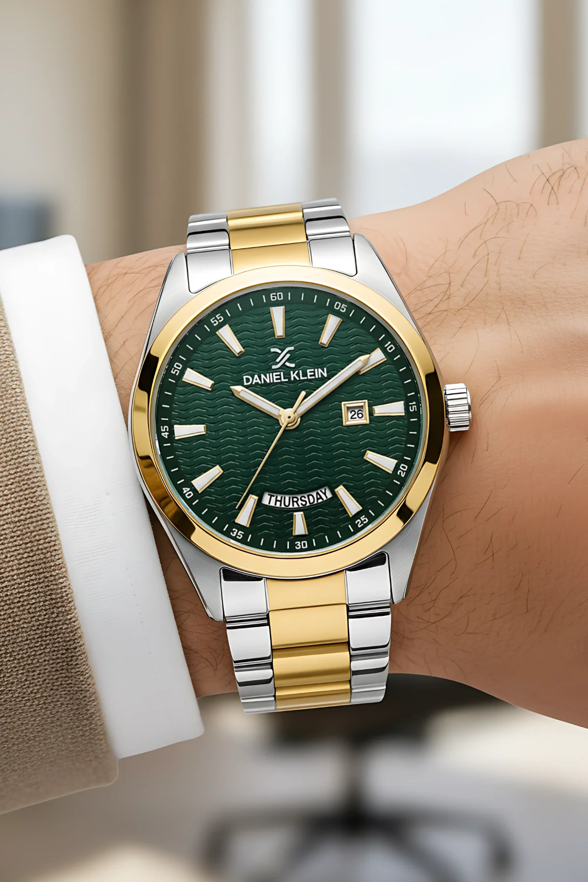 Daniel Klein Erkek Kol Saati Takvimli Çelik Kordon Çelik Kasa Gümüş-Gold zmdk1139