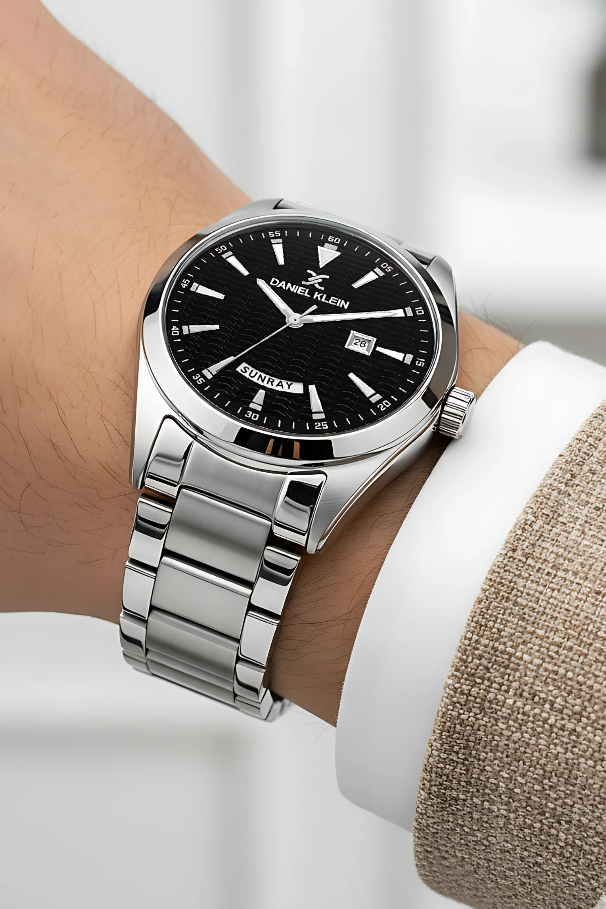 Daniel Klein Erkek Kol Saati Takvimli Çelik Kordon Çelik Kasa Gümüş-Siyah zmdk1139