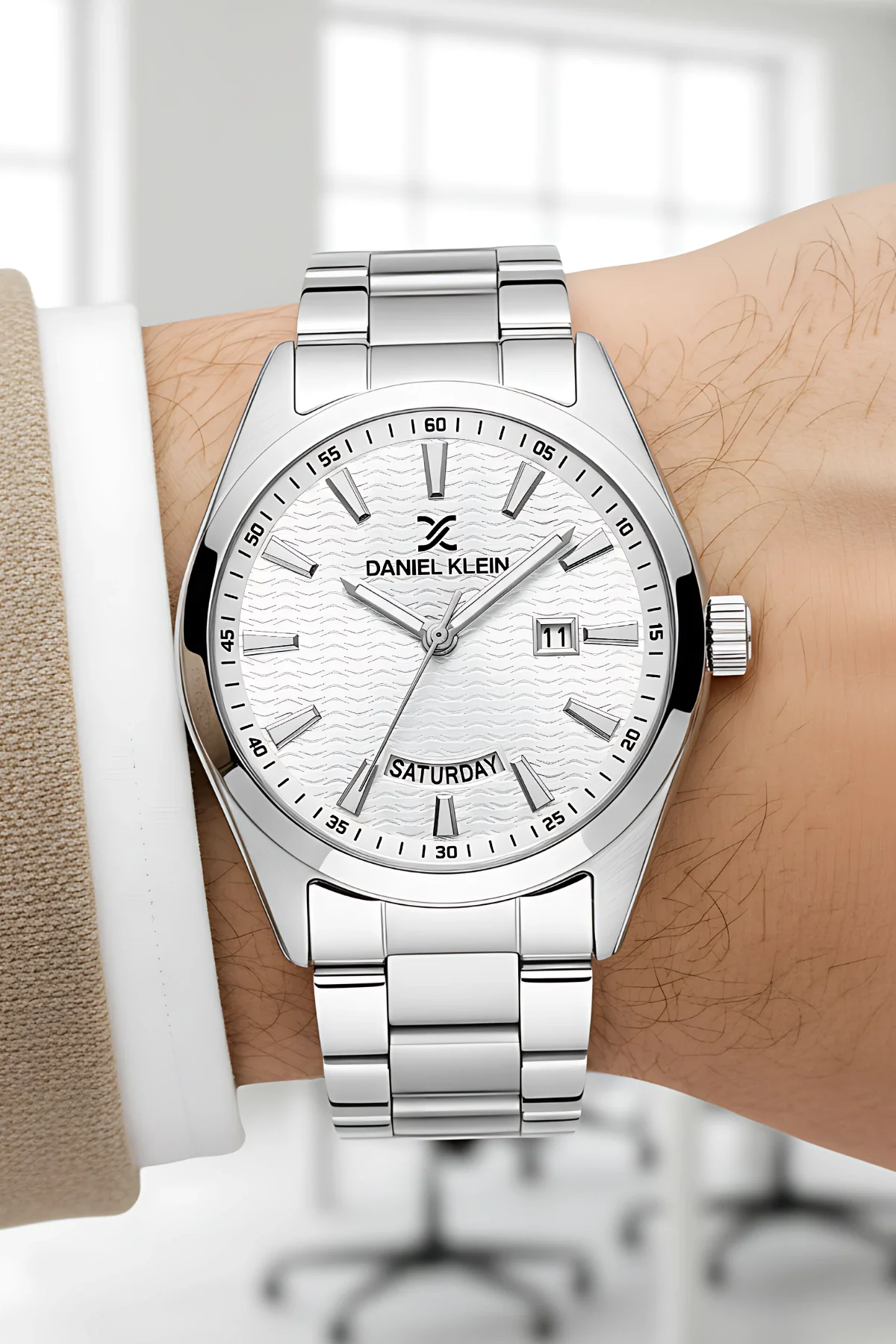 Daniel Klein Erkek Kol Saati Takvimli Çelik Kordon Gümüş-Beyaz zmdk1139