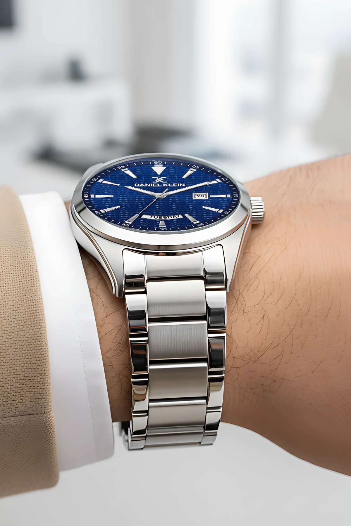 Daniel Klein Erkek Kol Saati Takvimli Çelik Kordon Gümüş-Mavi zmdk1139