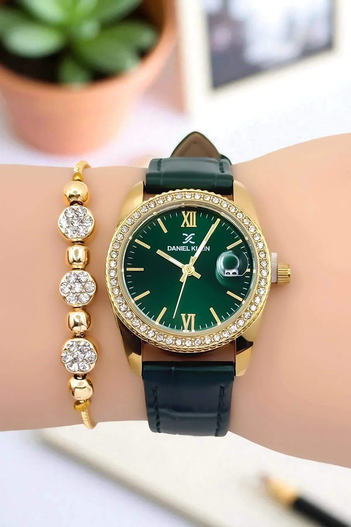 Daniel Klein Kadın Kol Saati, Deri Kordon, Çelik Kasa+Bileklik Hediyeli Yeşil-Gold zmdk1198
