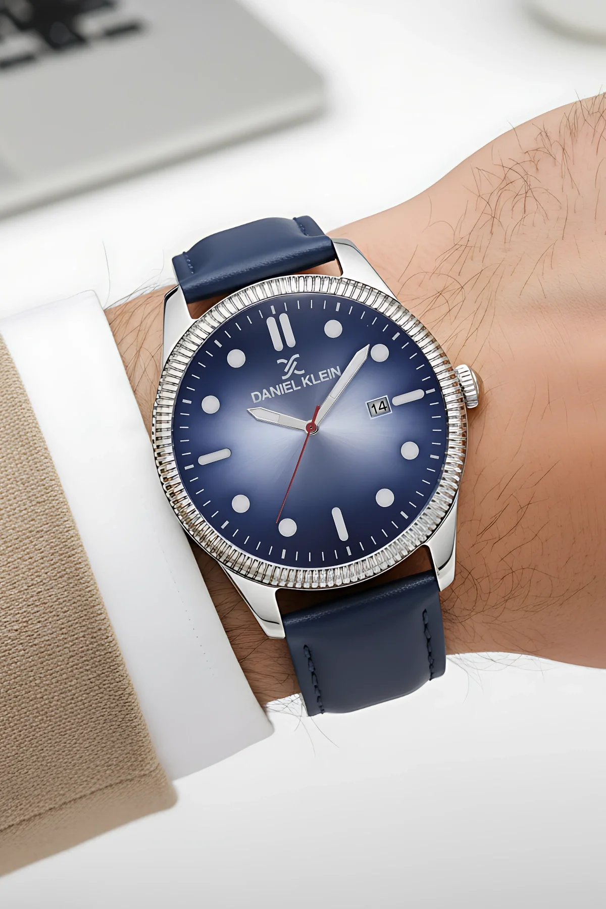 Daniel Klein Lacivert Deri Kordon Takvimli Erkek Kol Saati Bileklik Hediyeli zmdk1148