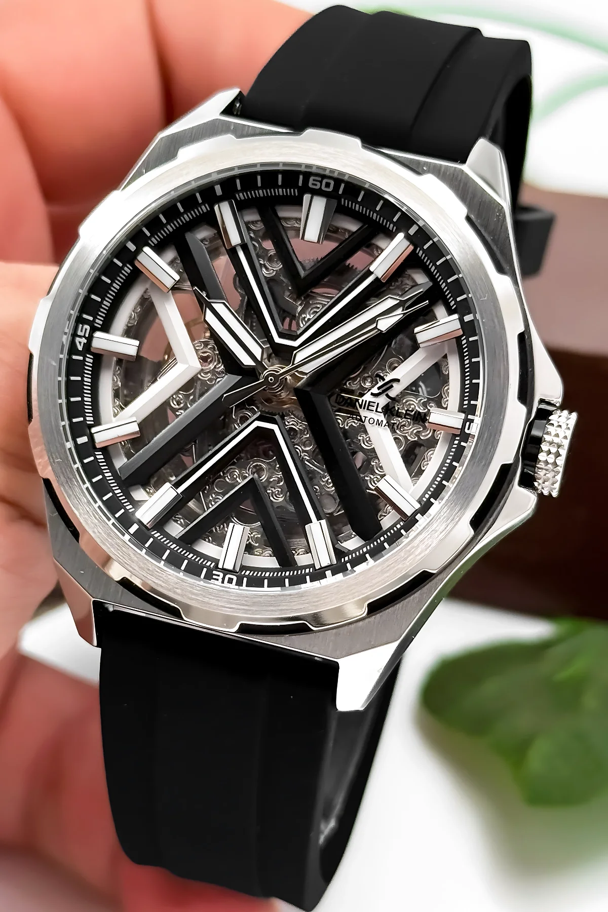 Daniel Klein Otomatik Mekanizma Silikon Kordon Çelik Kasa Erkek Kol Saati Siyah-Beyaz zmdk1193