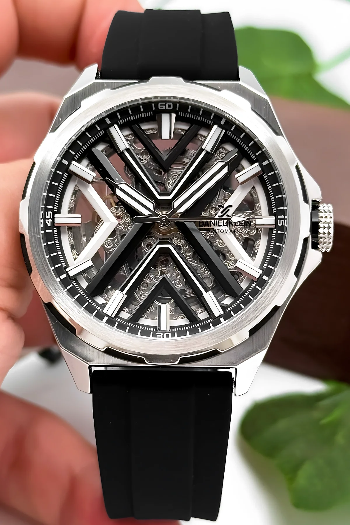 Daniel Klein Otomatik Mekanizma Silikon Kordon Çelik Kasa Erkek Kol Saati Siyah-Beyaz zmdk1193