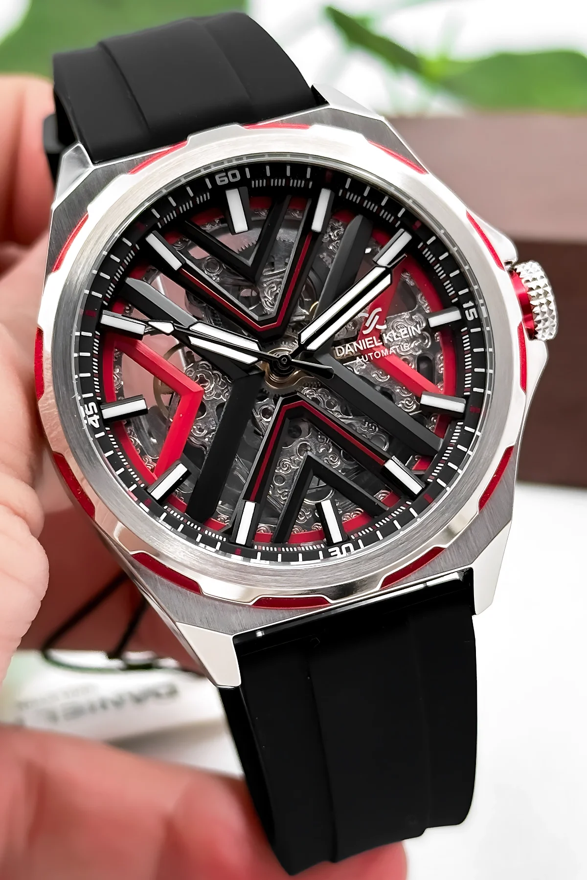 Daniel Klein Otomatik Mekanizma Silikon Kordon Çelik Kasa Erkek Kol Saati Siyah-Kırmızı zmdk1193
