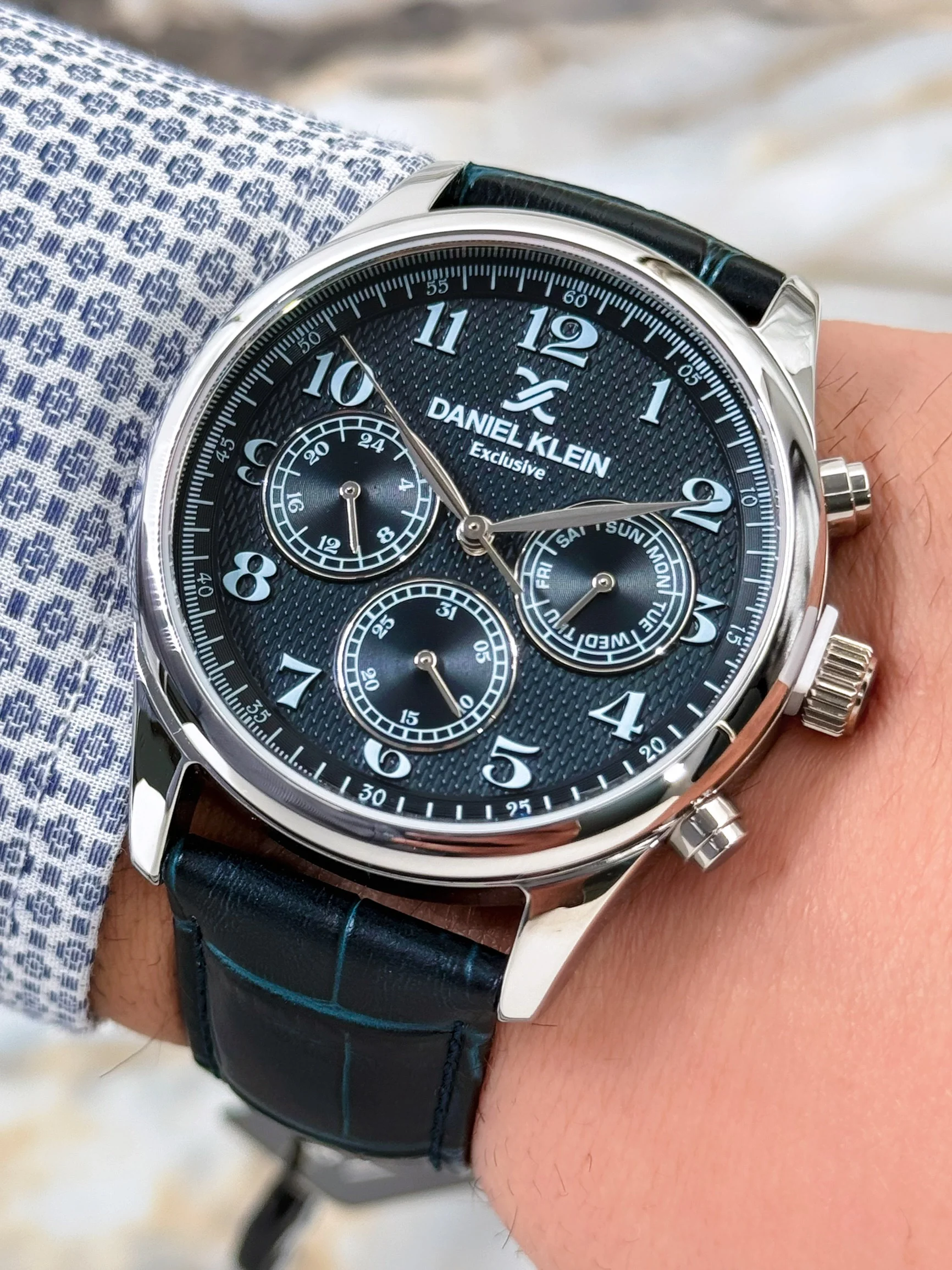 Daniel Klein Premium Exclusive 3Atm Lacivert Deri Kordon Erkek Kol Saati+Bileklik Zmdk1164