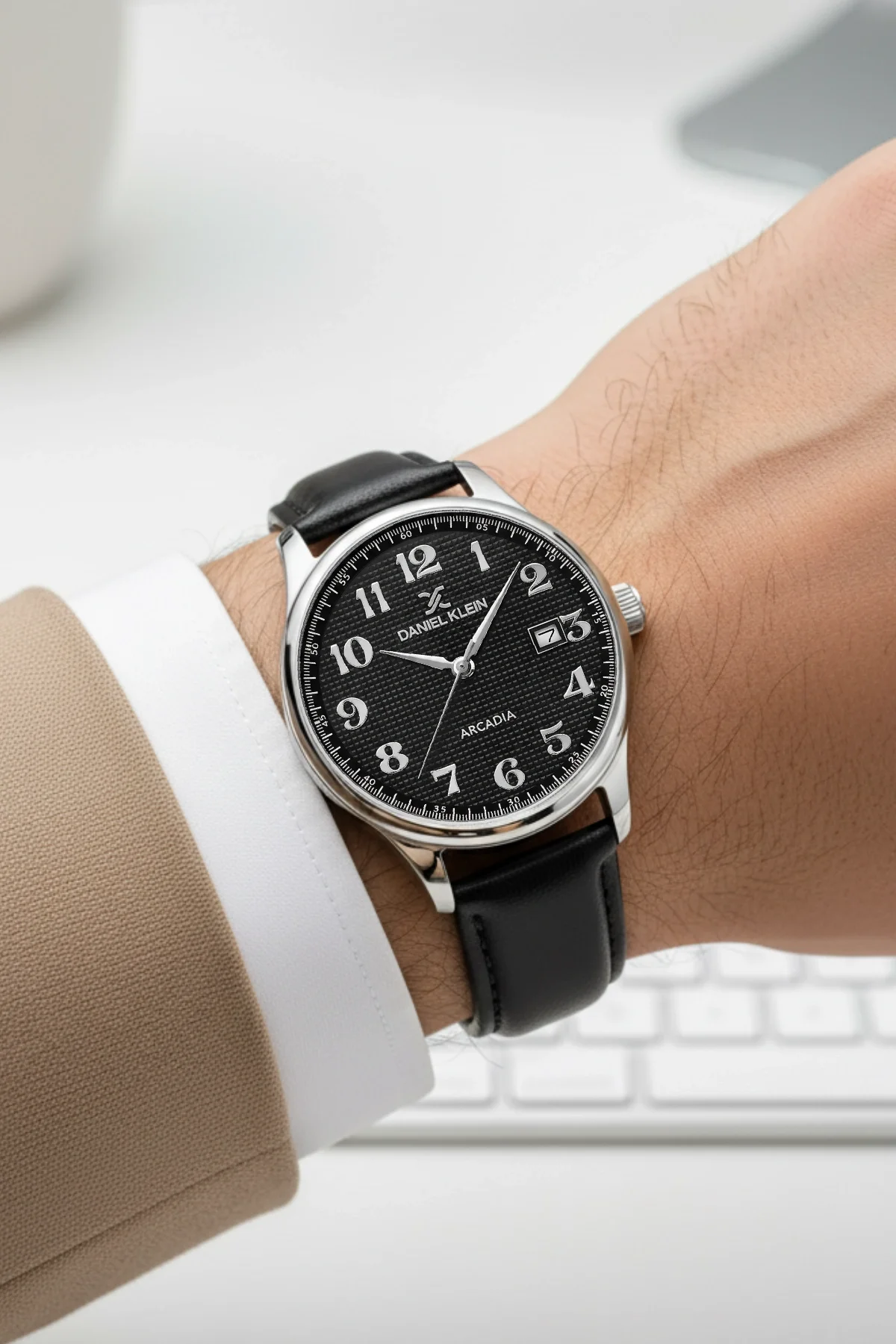 Daniel Klein Siyah Deri Kordon Gümüş Renk Çelik Kasa Takvimli Erkek Kol Saati Bileklik Hediyeli zmdk1170
