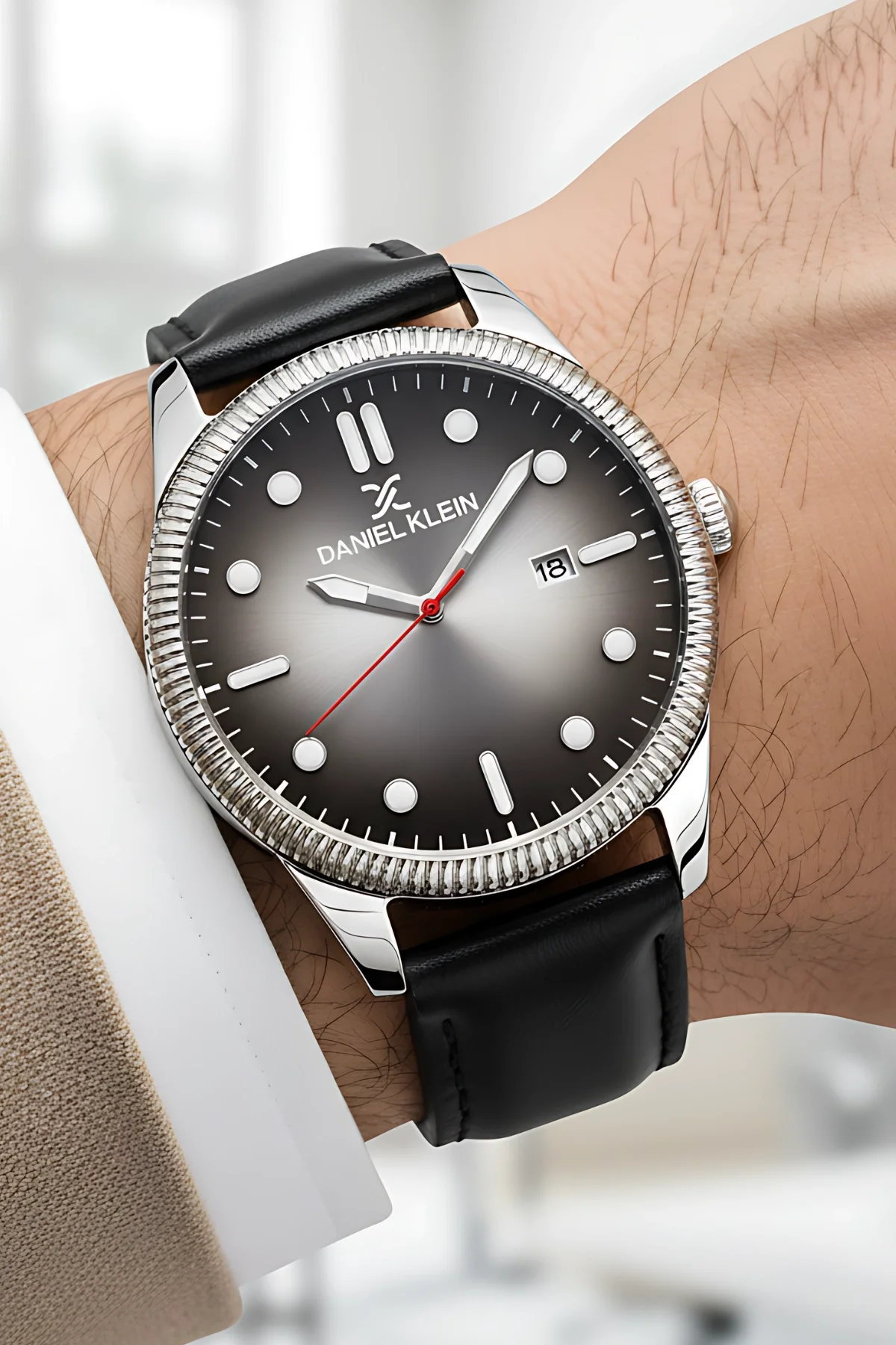 Daniel Klein Siyah Deri Kordon Takvimli Erkek Kol Saati Bileklik Hediyeli zmdk1148