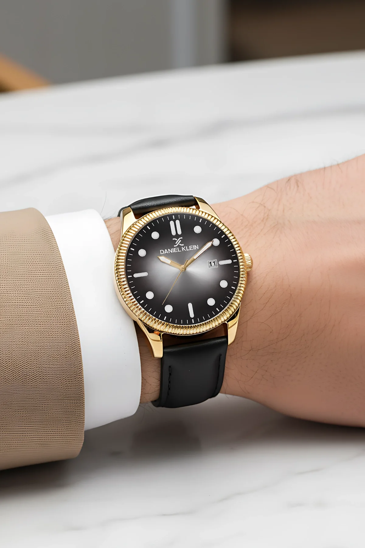 Daniel Klein Siyah Deri Kordon Takvimli Erkek Kol Saati Bileklik Hediyeli zmdk1148