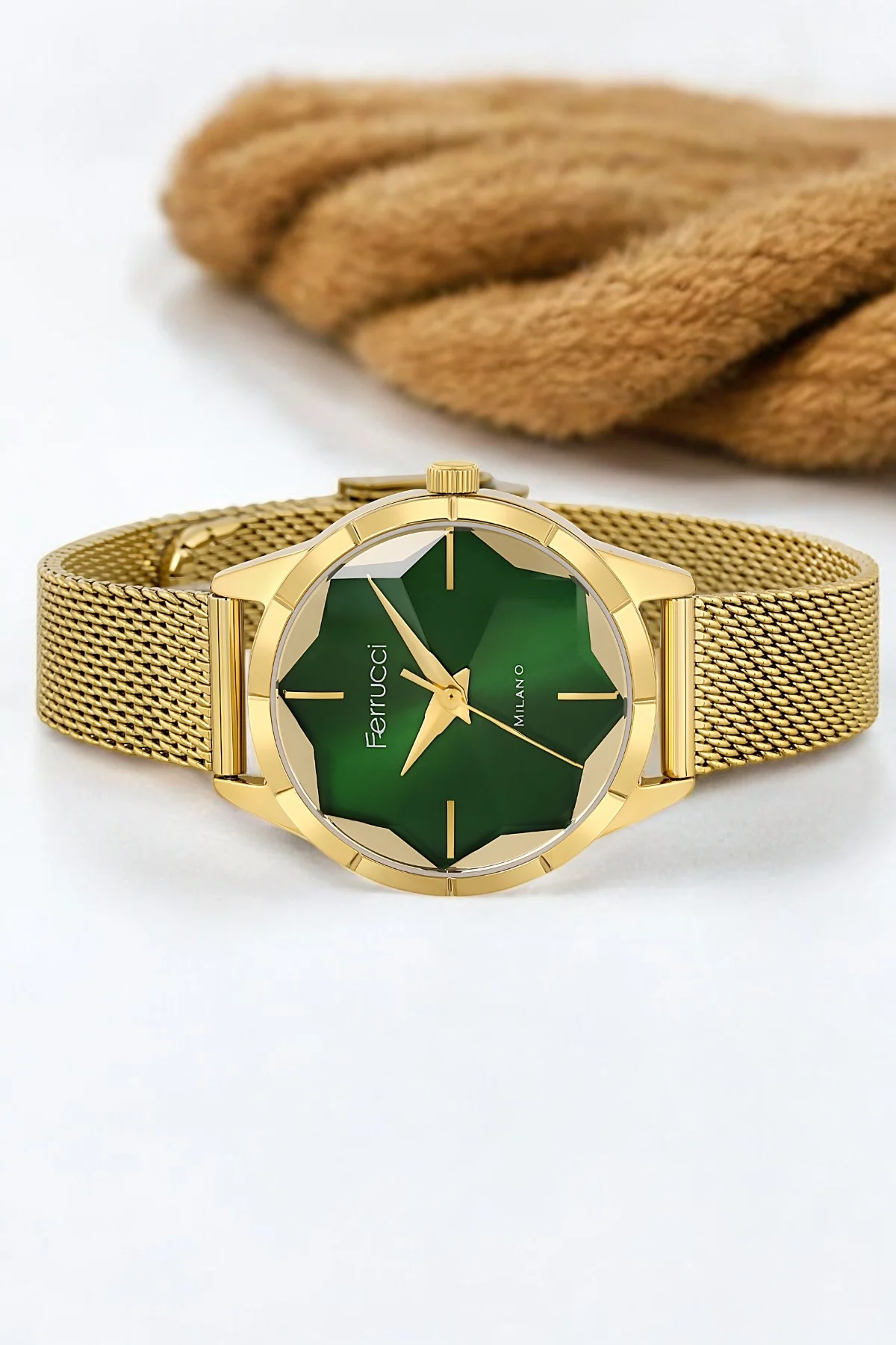 Ferrucci Çelik Hasır Kordon Çelik Kasa Kadın Kol Saati, 3 ATM Su Geçirmez Gold-Yeşil zmfer170