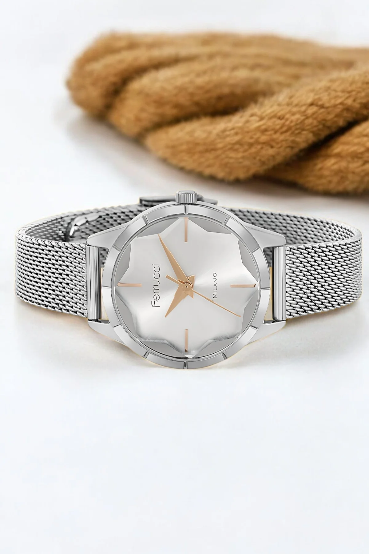 Ferrucci Çelik Hasır Kordon Çelik Kasa Kadın Kol Saati, 3 ATM Su Geçirmez Gümüş-Beyaz zmfer170