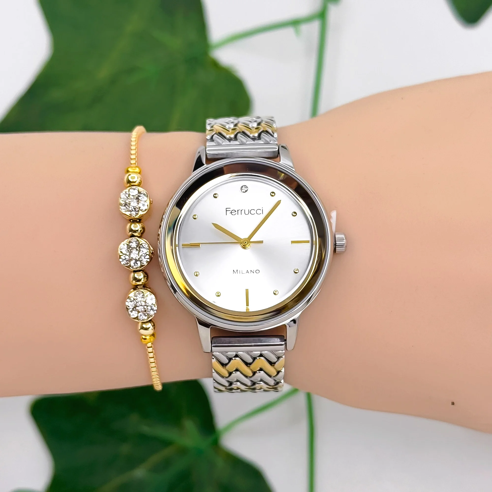 Ferrucci Çelik Kordon Çelik Kasa Kadın Kol Saati, 3 ATM Su Geçirmez Gold-Gümüş zmfer178