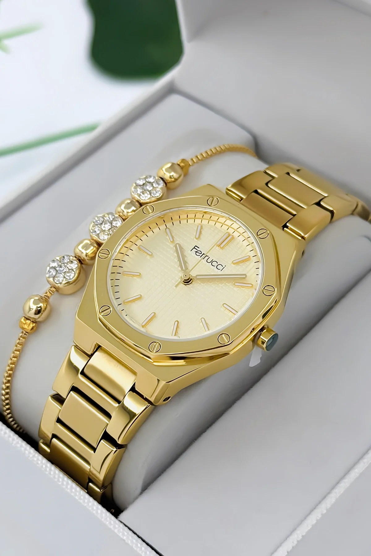 Ferrucci Çelik Kordon Çelik Kasa Kadın Kol Saati, 3 ATM Su Geçirmez Gold zmfer192