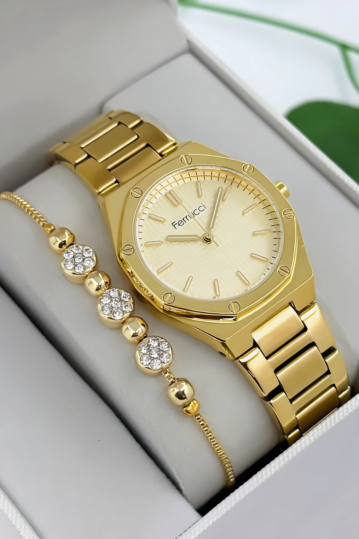Ferrucci Çelik Kordon Çelik Kasa Kadın Kol Saati, 3 ATM Su Geçirmez Gold zmfer192