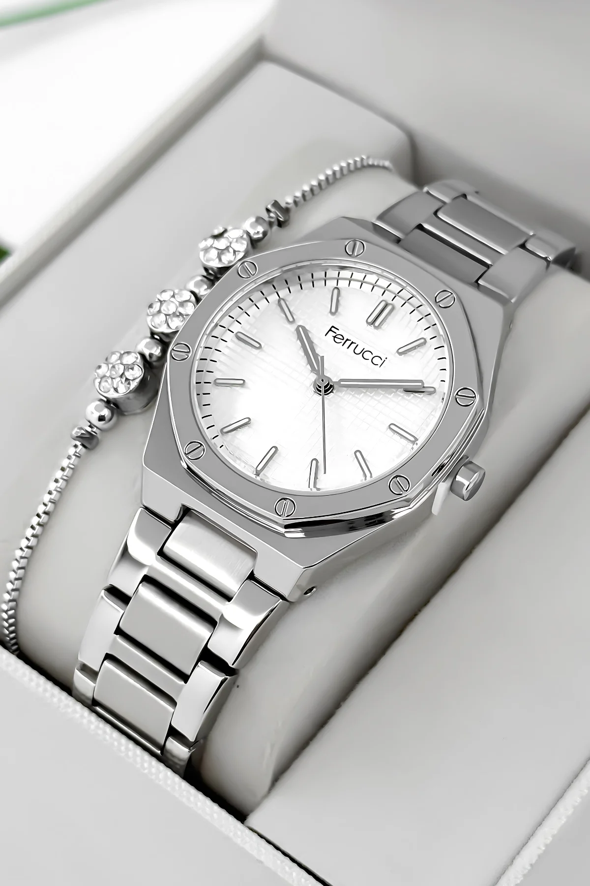 Ferrucci Çelik Kordon Çelik Kasa Kadın Kol Saati, 3 ATM Su Geçirmez Gümüş zmfer192