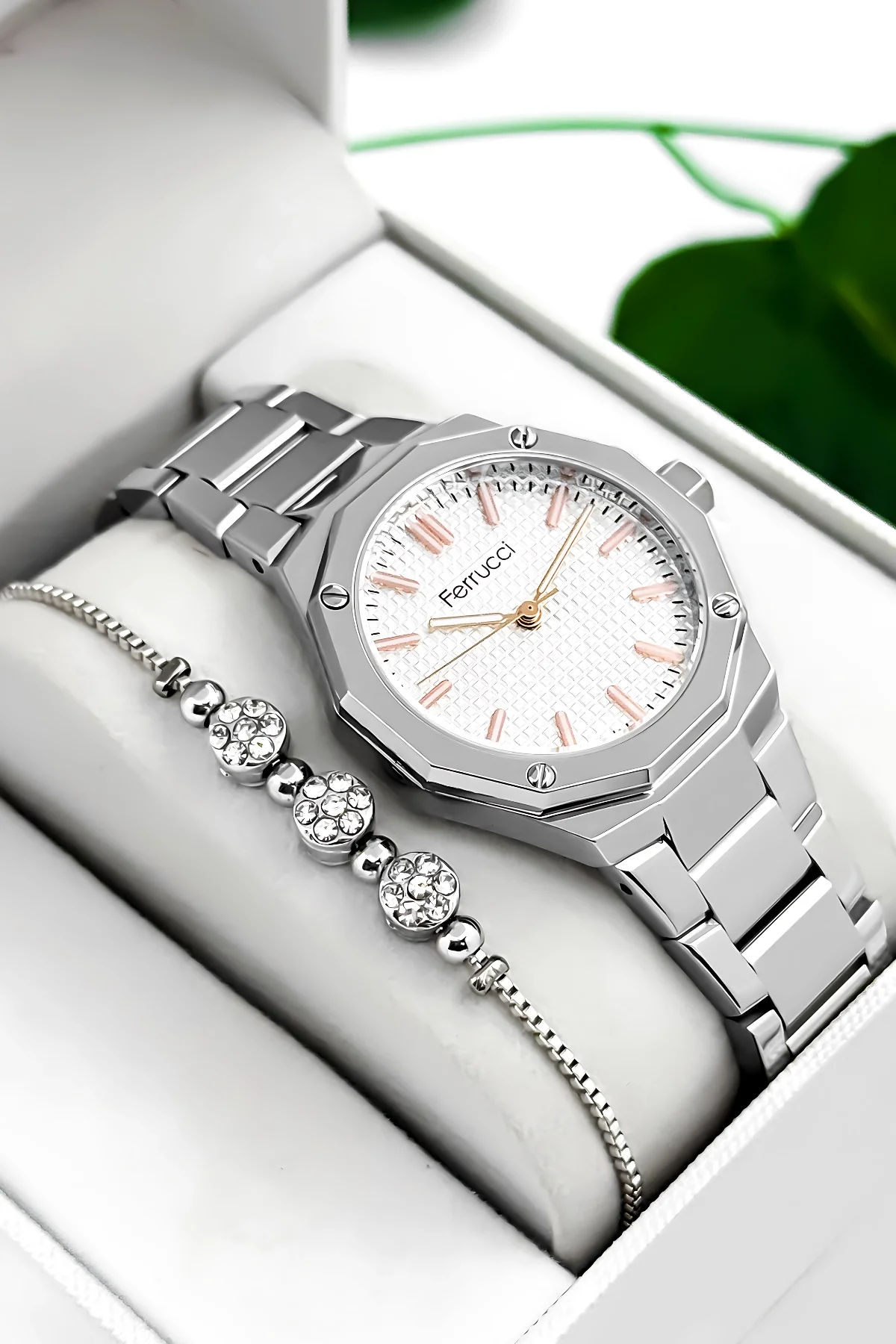 Ferrucci Çelik Kordon Çelik Kasa Kadın Kol Saati, 3 ATM Su Geçirmez Gümüş zmfer193