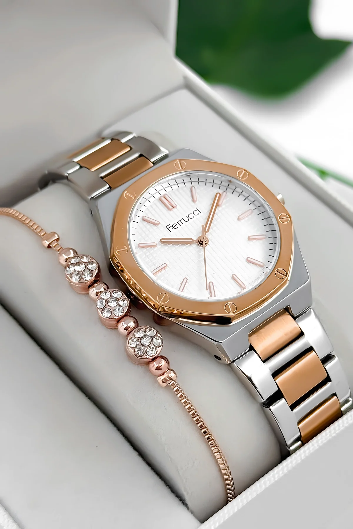 Ferrucci Çelik Kordon Çelik Kasa Kadın Kol Saati, 3 ATM Su Geçirmez Rose-Gümüş zmfer192