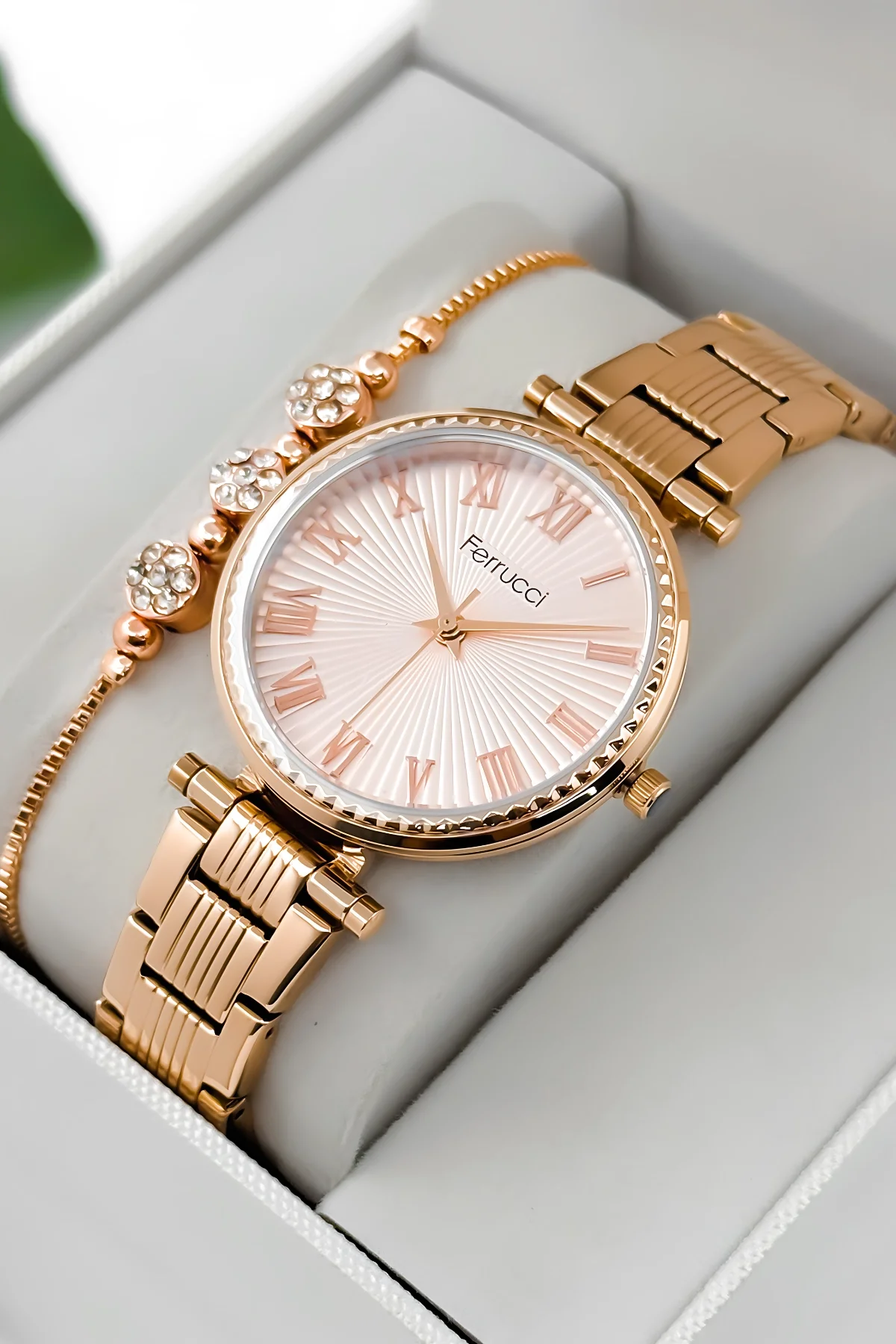 Ferrucci Çelik Kordon Çelik Kasa Kadın Kol Saati, 3 ATM Su Geçirmez Rose zmfer196
