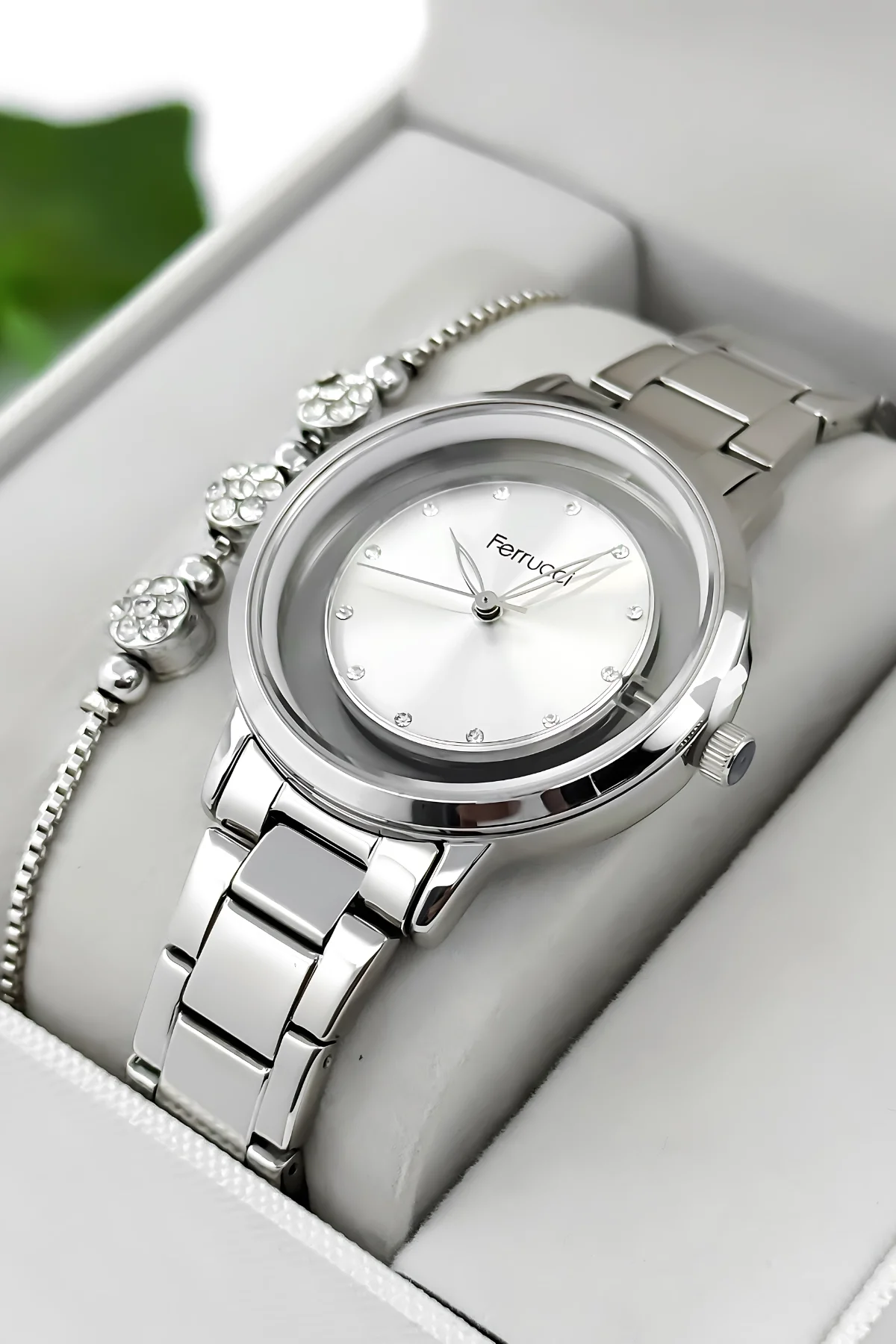 Ferrucci Çelik Kordon Çelik Kasa Kadın Kol Saati, Şeffaf Arka Cam Kapak Gümüş zmfer198