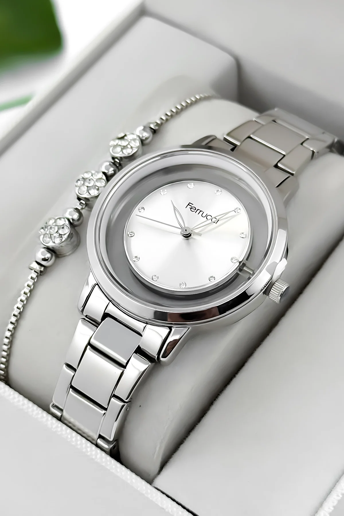 Ferrucci Çelik Kordon Çelik Kasa Kadın Kol Saati, Şeffaf Arka Cam Kapak Gümüş zmfer198