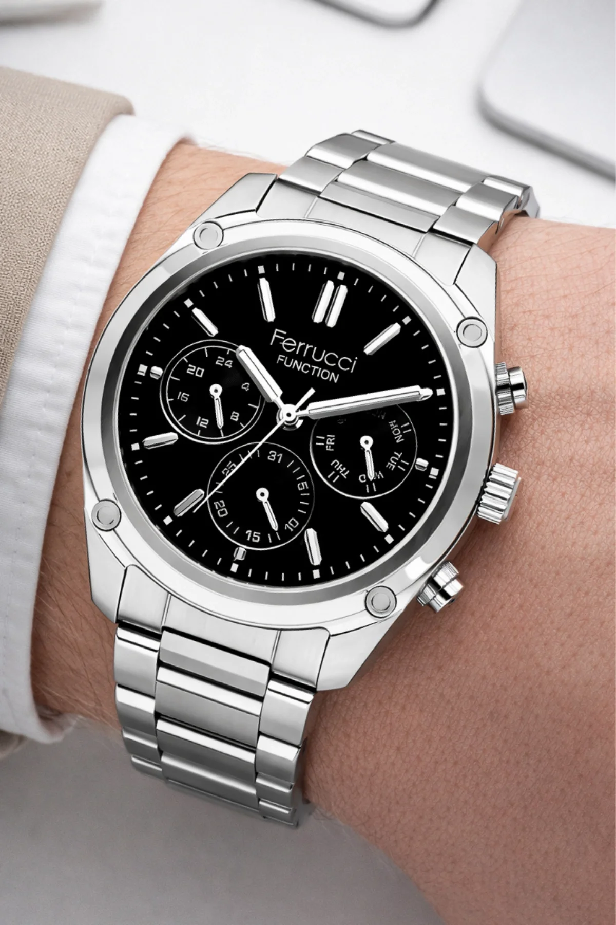 Ferrucci Function Erkek Kol Saati Gümüş Renk Çelik Kordon&Kasa 3 ATM Suya Dayanıklılık ZMFER041