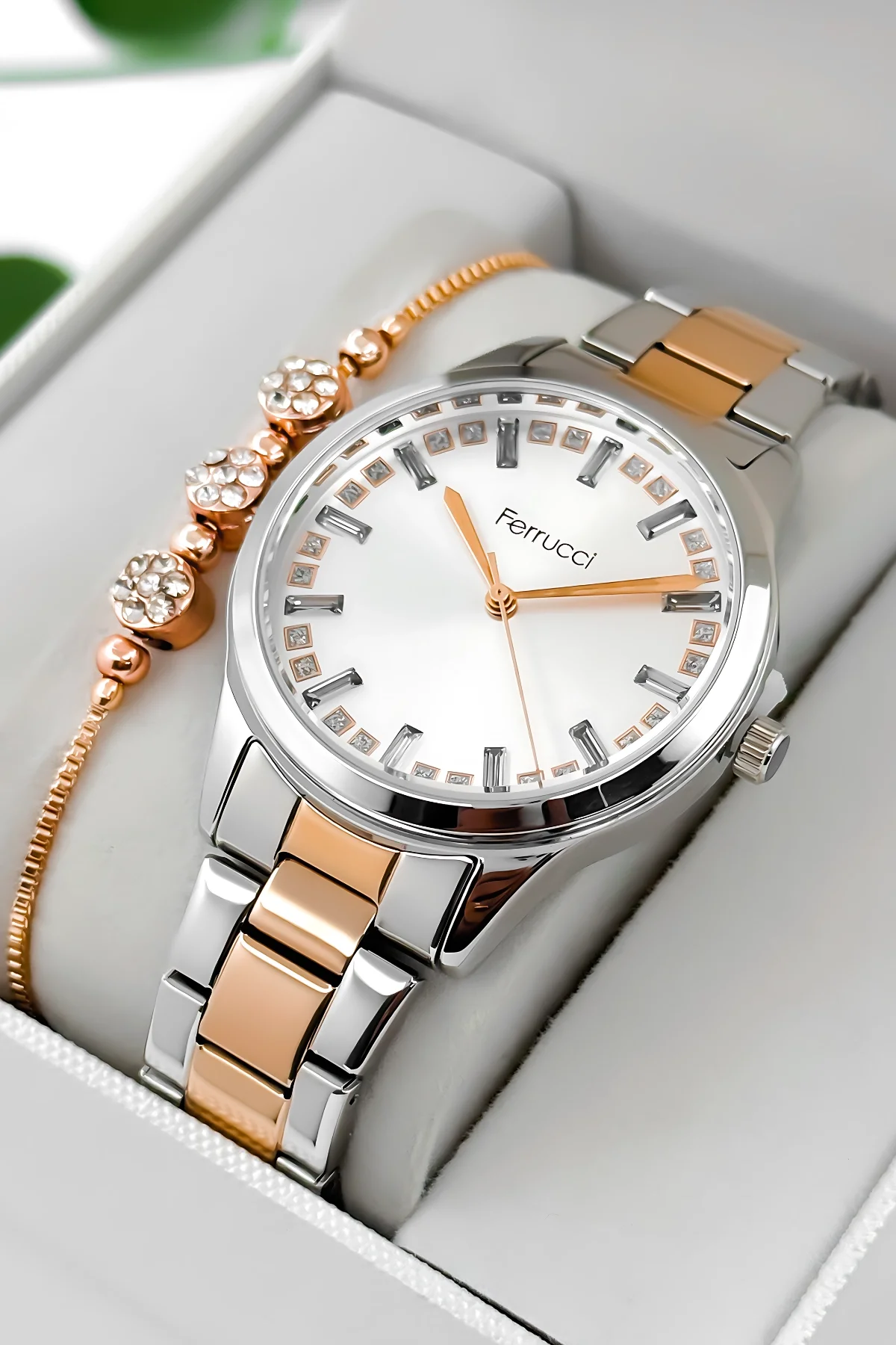 Ferrucci Taş Detaylı Kadran, Çelik Kordon Çelik Kasa Kadın Kol Saati, Gümüş-Rose zmfer199