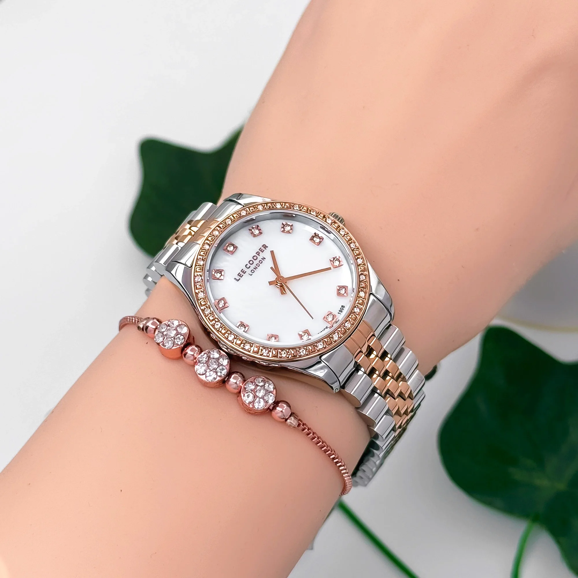 Lee Cooper LC07818.520 Gümüş-Rose Renk Çelik Kordon&Kasa Kadın Kol Saati 3Atm Su Geçirmezlik ZMLC026