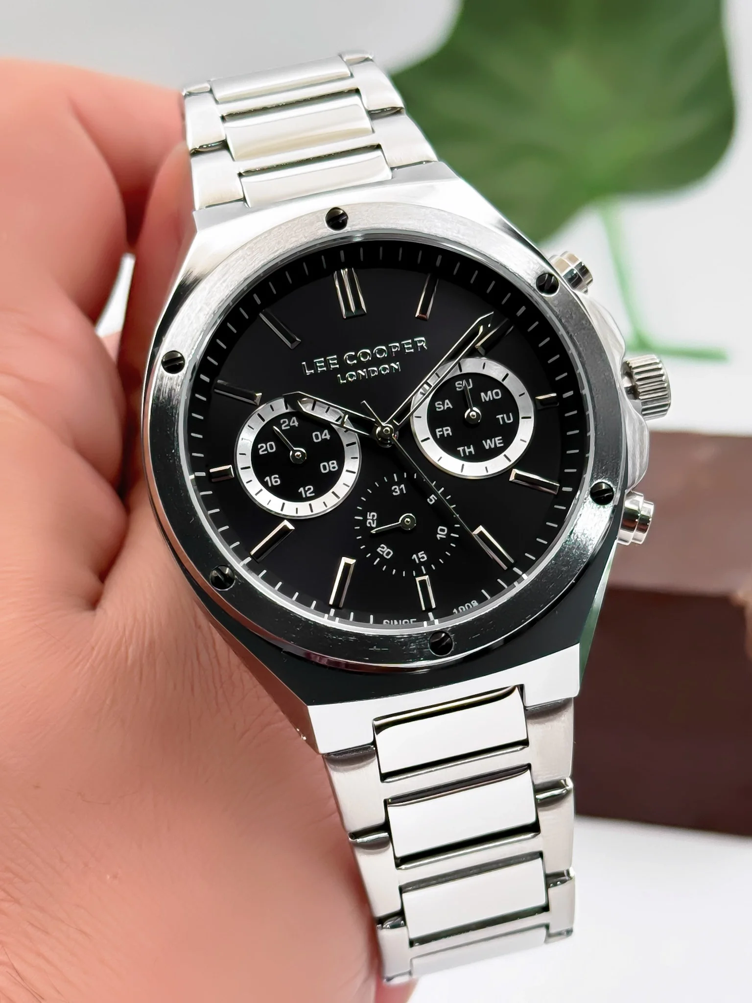 Lee Cooper LC07845.350 Gümüş Renk Çelik Kordon Erkek Kol Saati 3ATM+Bileklik Gümüş-Siyah ZMLC017