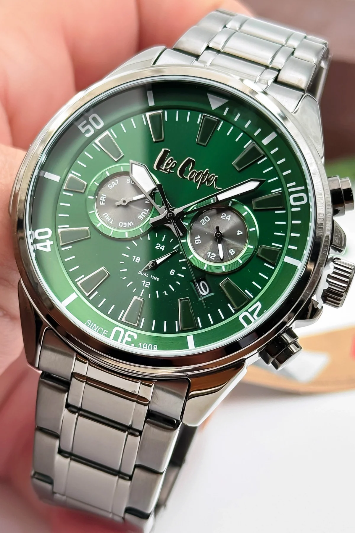 Lee Cooper LC07846.070 Füme Renk Çelik Kordon Füme Renk Çelik Kasa Erkek Kol Saati ZMLC012