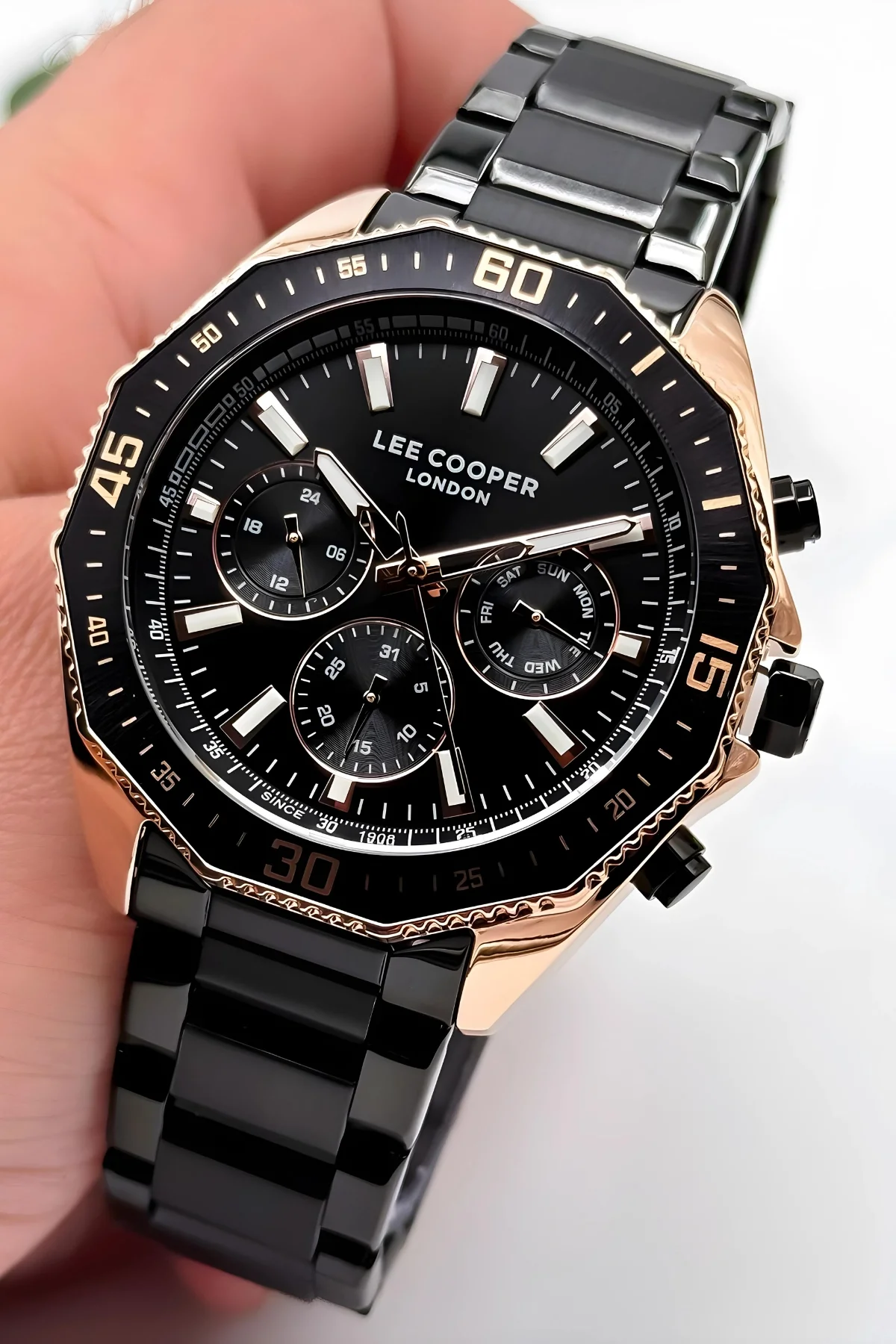Lee Cooper LC07847.450-NM Siyah Renk Çelik Kordon Rose Renk Çelik Kasa Erkek Kol Saati ZMLC010