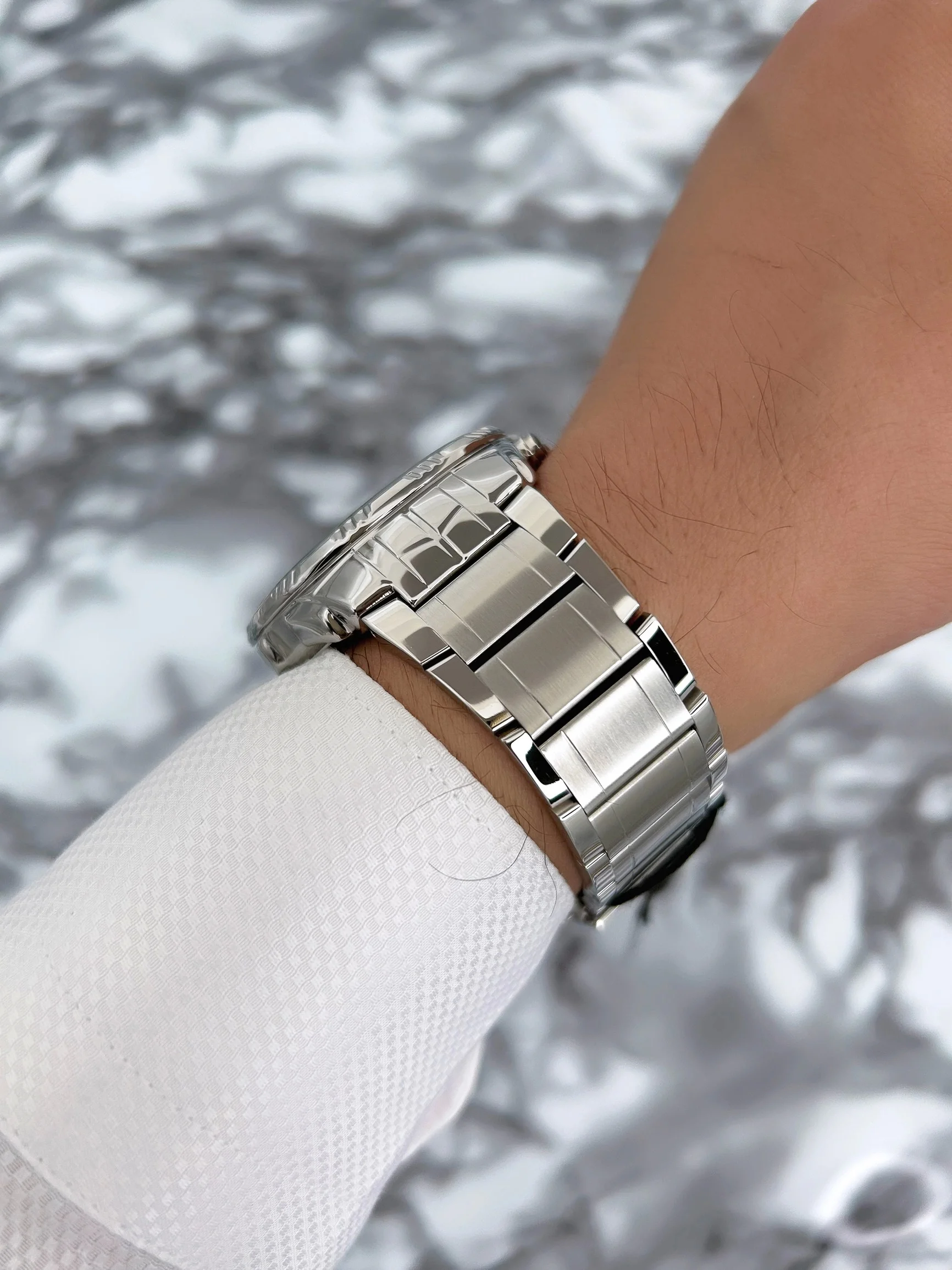 Ferrucci Function Erkek Kol Saati Çelik Kordon Gümüş-Beyaz zmfer075