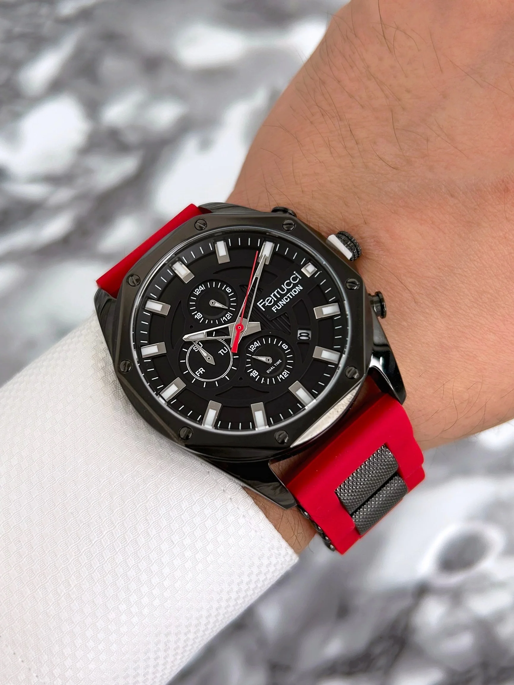 Ferrucci Function Silikon Kordon Erkek Saat Siyah-Kırmızı zmfer066