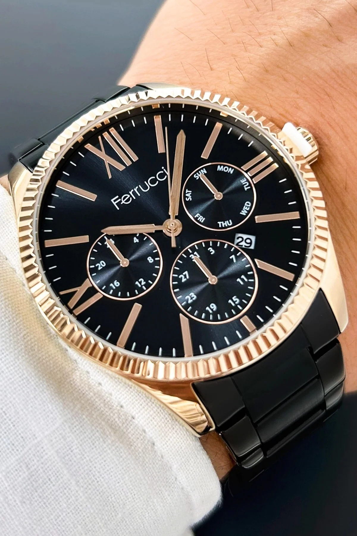 Ferrucci Takvim Özellikli Rose Gold Çelik Kasa, Siyah Çelik Kordon Erkek Kol Saati zmfer065