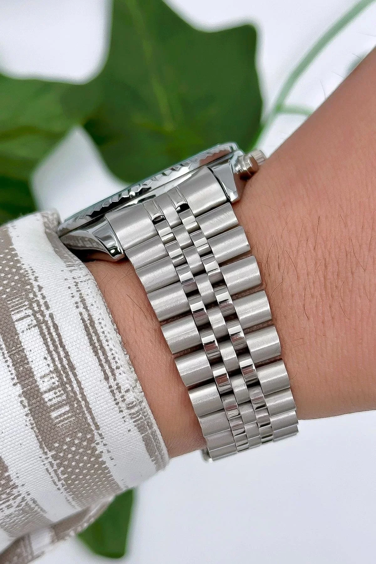 Mascionni Milano Gümüş-Beyaz Renk Erkek Kol Saati Fonksiyonlar Aktif 3ATM zmmsc001