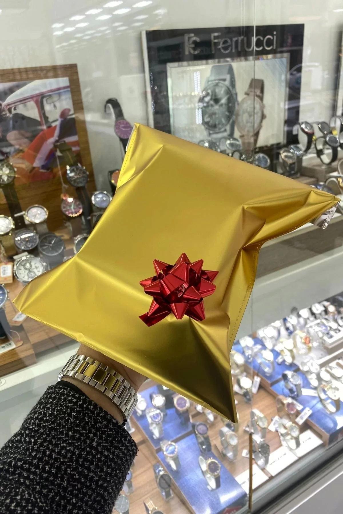 Commes Erkek Kol Saati Crono Fonksiyonlar Aktif Gold Renk ,Bileklik Hediyesi ile zmcms010